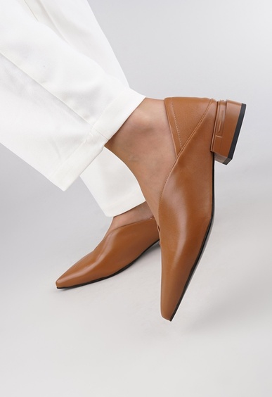 Туфли на низком каблуке Mario Berlucci Туфли на низком каблуке Mario Berlucci