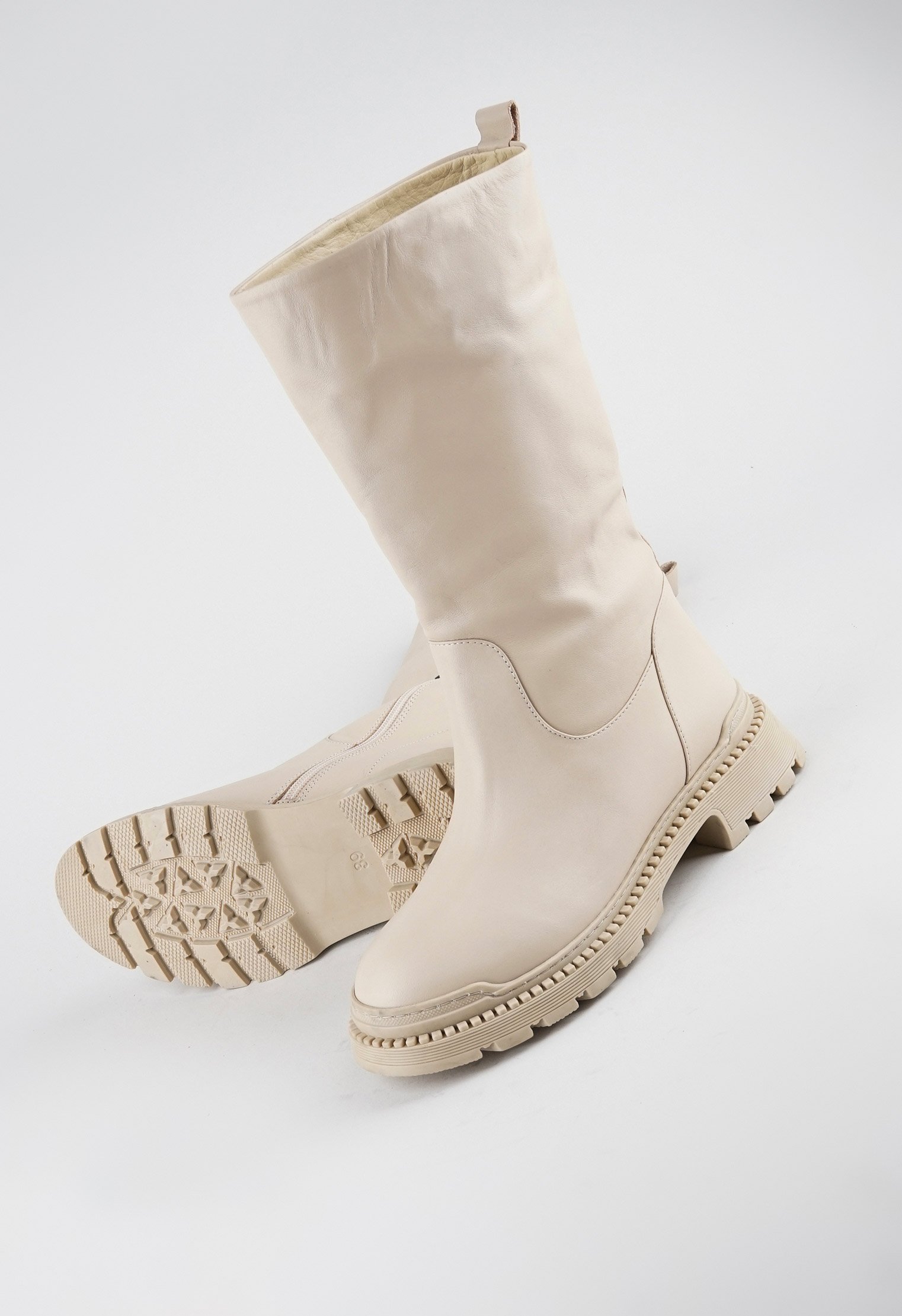 Сапоги на низком каблуке Mario Berlucci Сапоги на низком каблуке Mario Berlucci