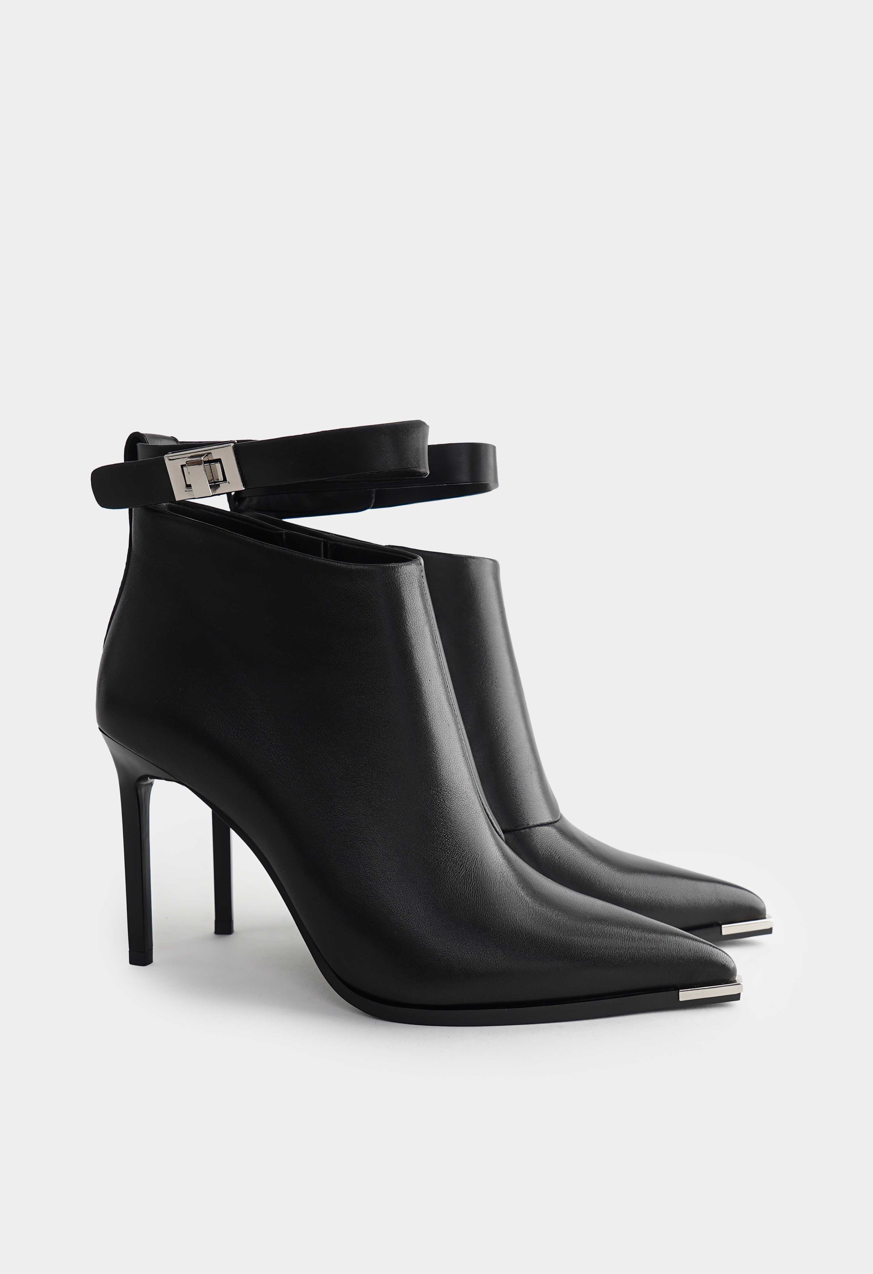 Mario Berlucci 2-J25