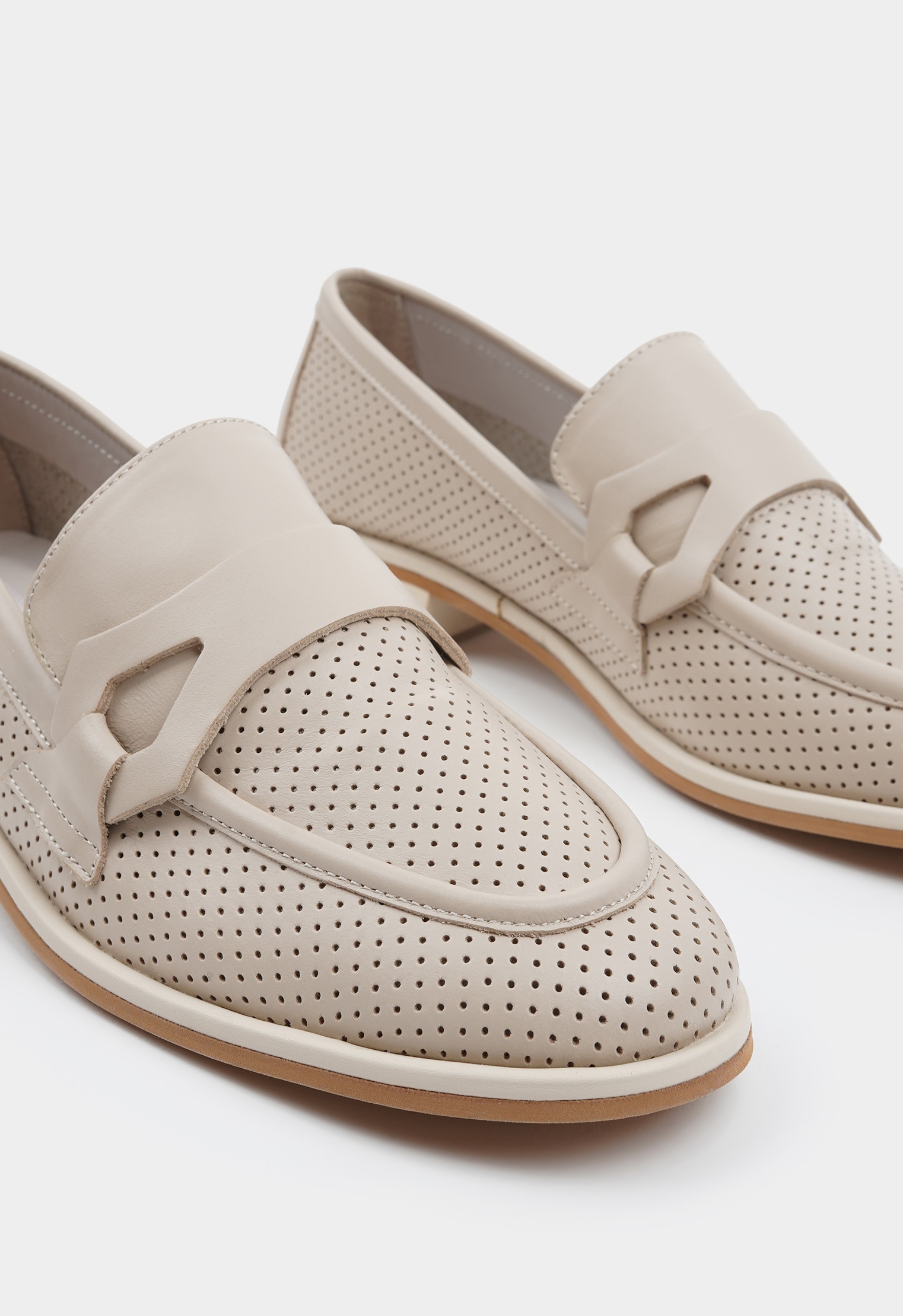 Туфли на низком каблуке Mario Berlucci Туфли на низком каблуке Mario Berlucci