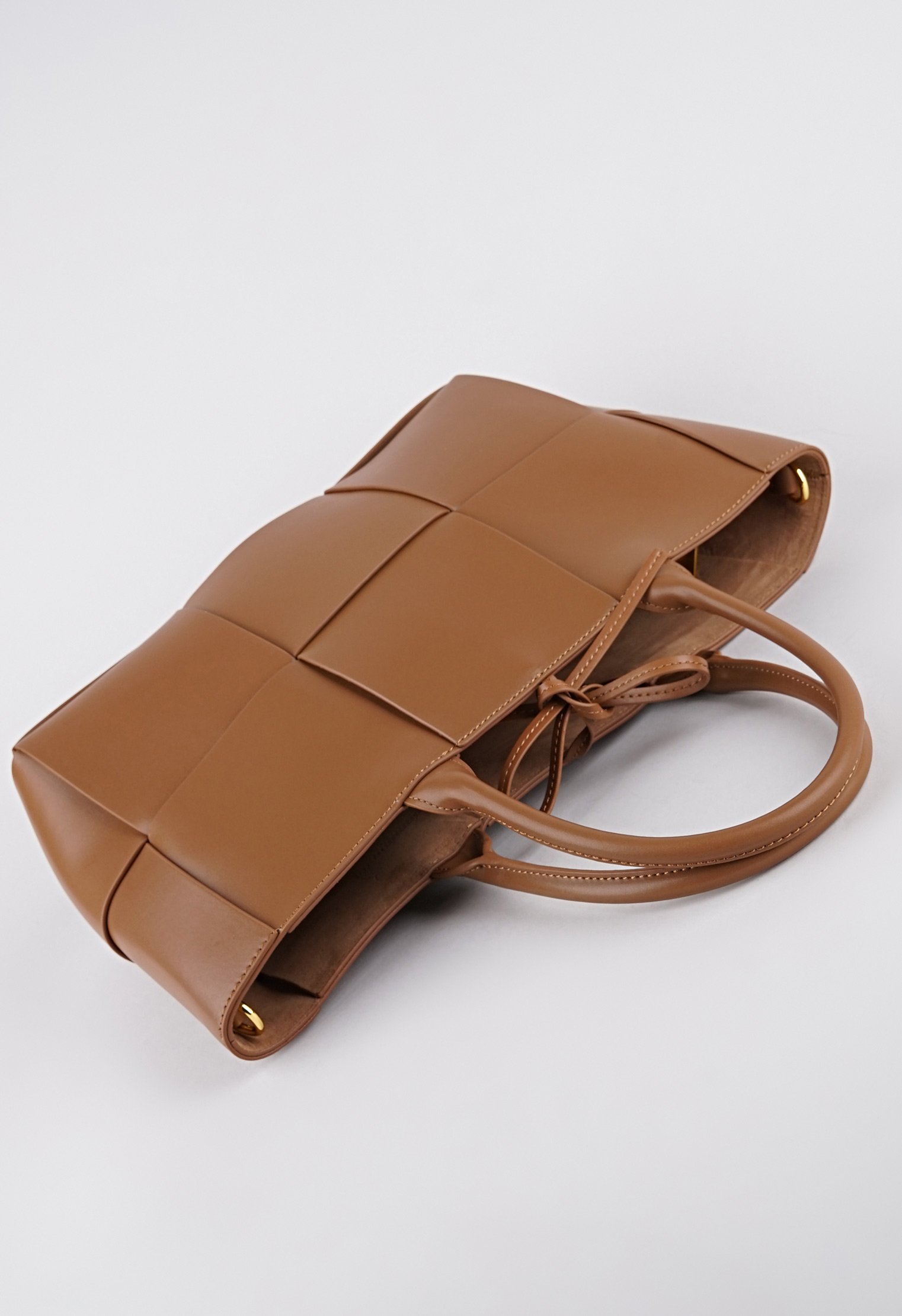 Сумки с ручками Mario Berlucci Сумки с ручками Mario Berlucci