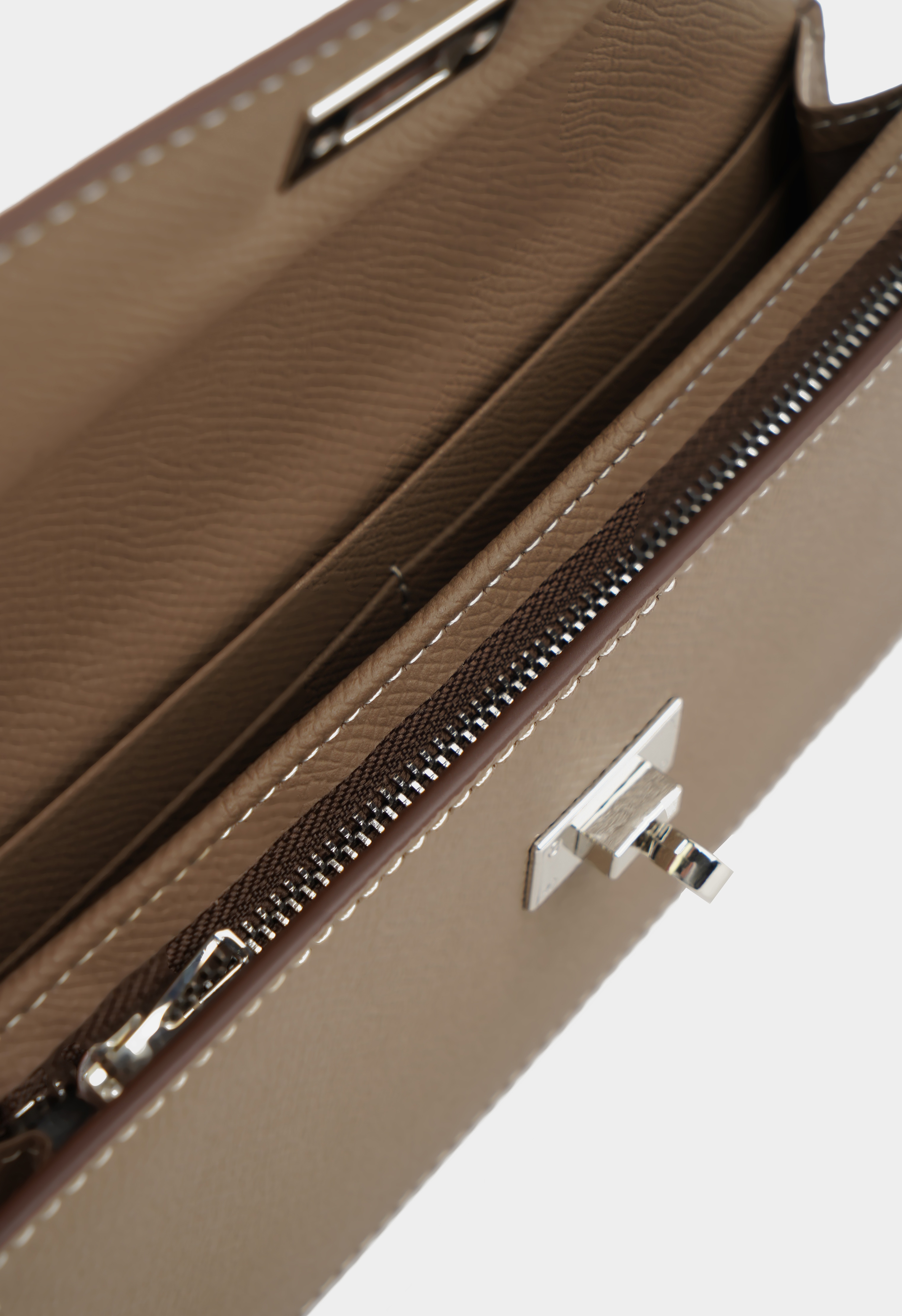 Клатчи Mario Berlucci Клатчи Mario Berlucci