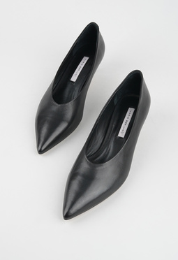 Туфли на низком каблуке Mario Berluchi Туфли на низком каблуке Mario Berluchi