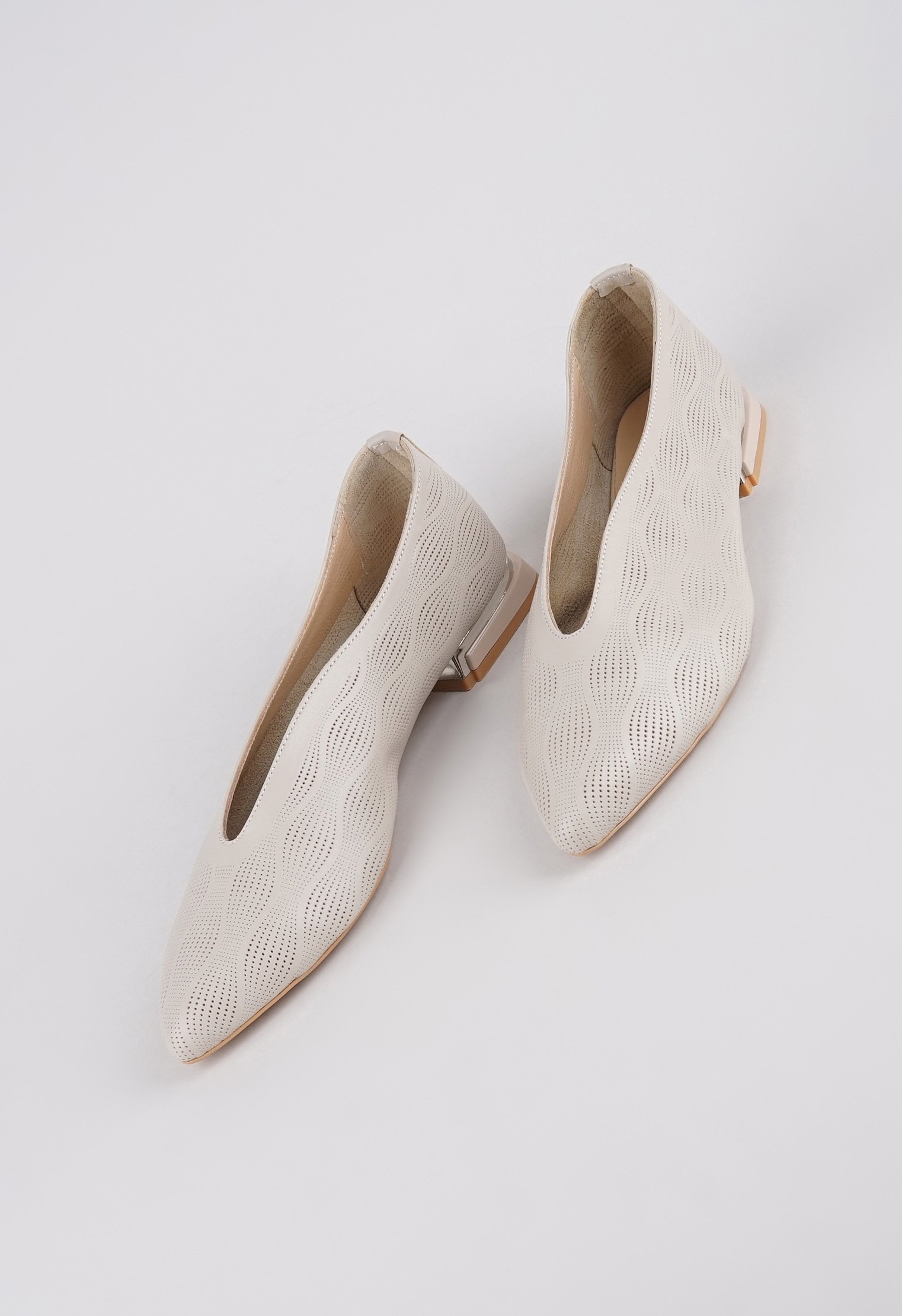 Туфли на низком каблуке Mario Berlucci Туфли на низком каблуке Mario Berlucci