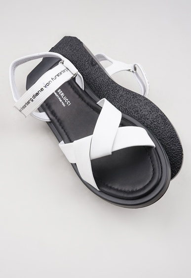 Сандалии Mario Berlucci Сандалии Mario Berlucci