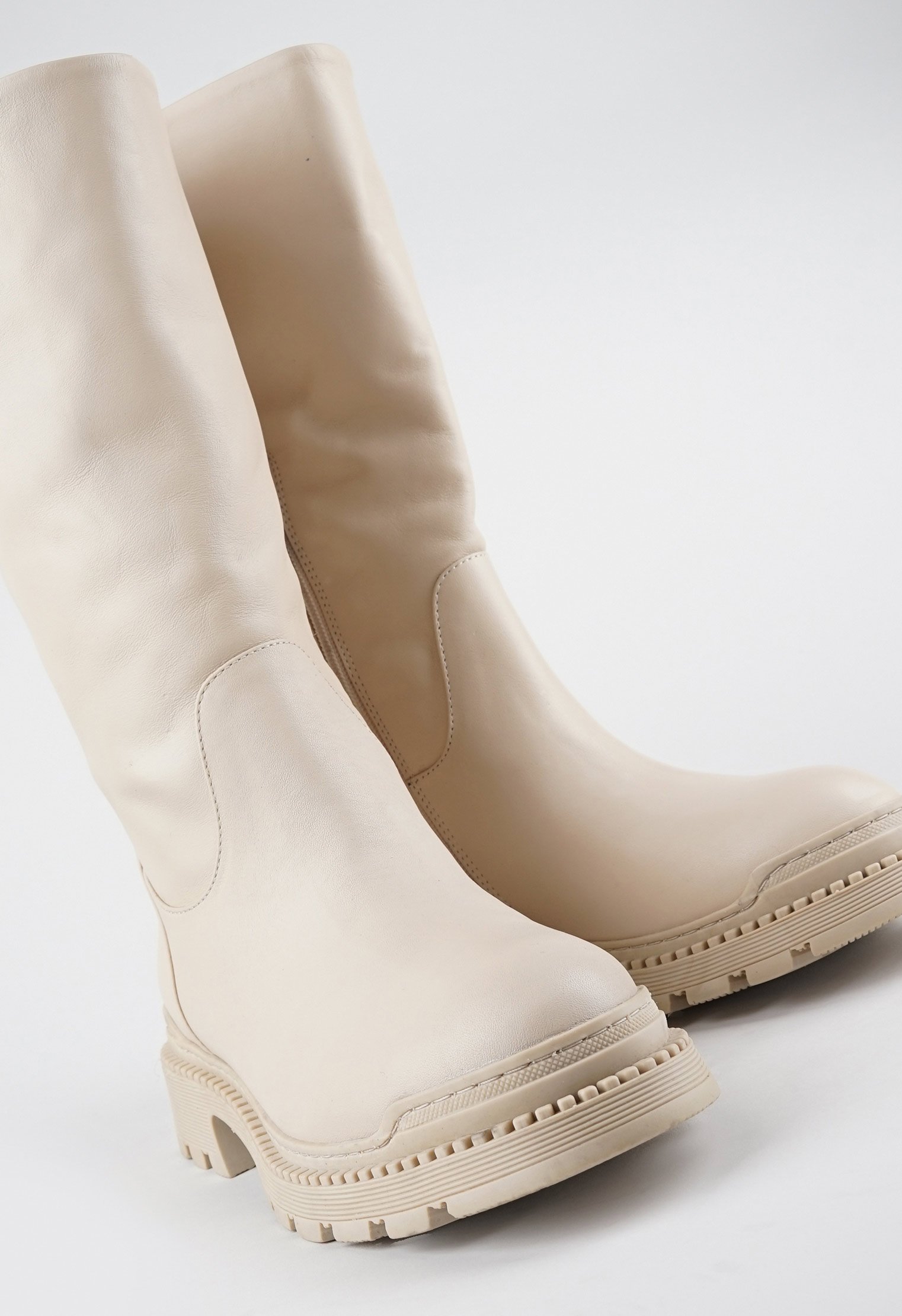 Сапоги на низком каблуке Mario Berlucci Сапоги на низком каблуке Mario Berlucci