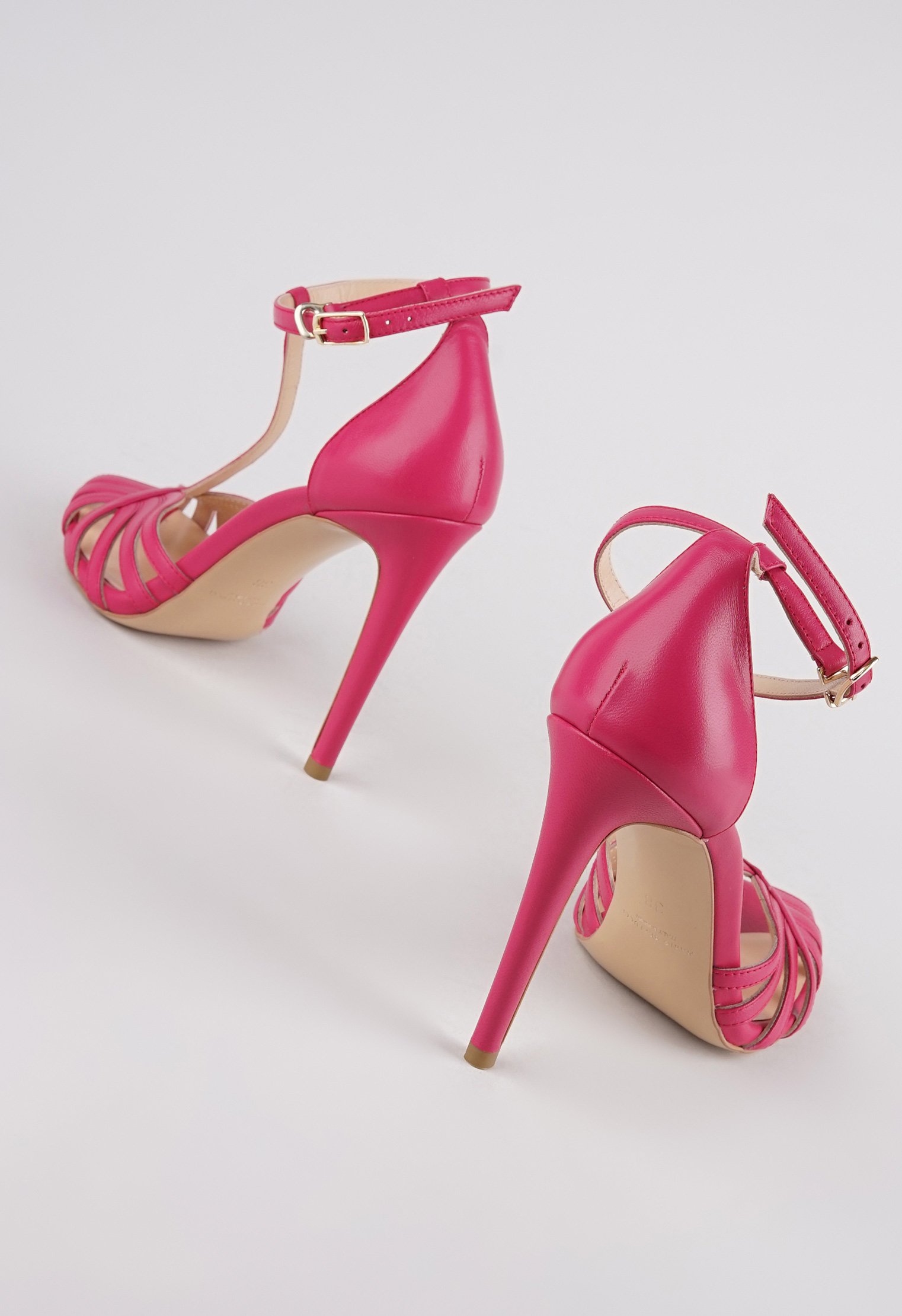 Босоножки на шпильке Mario Berlucci Босоножки на шпильке Mario Berlucci