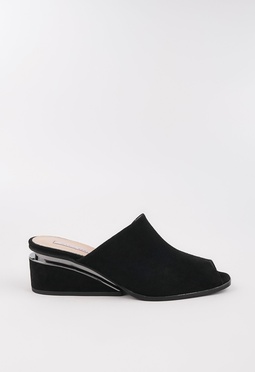 Mario Berluchi  Mario Berluchi