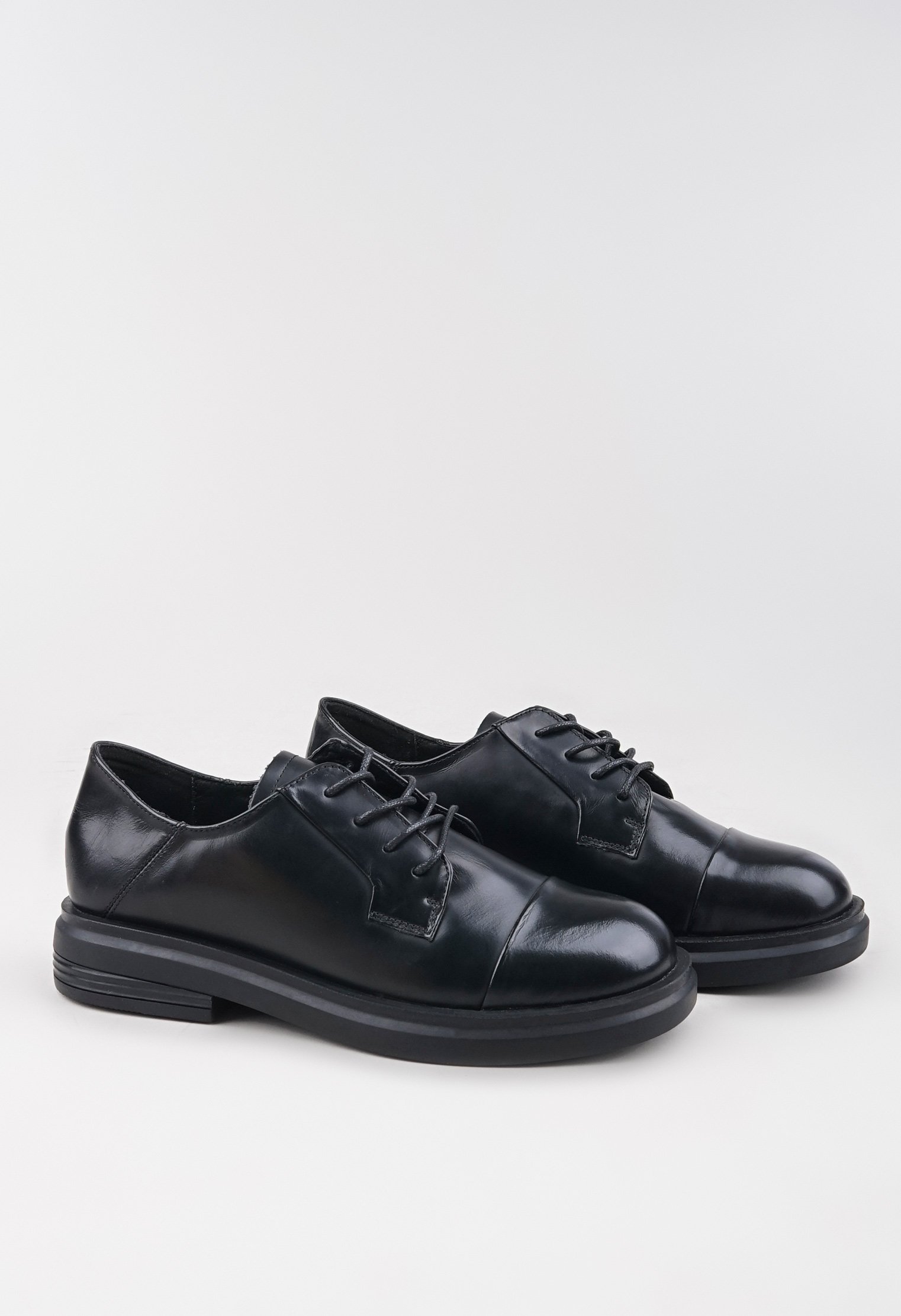 Туфли на низком каблуке Mario Berlucci Туфли на низком каблуке Mario Berlucci