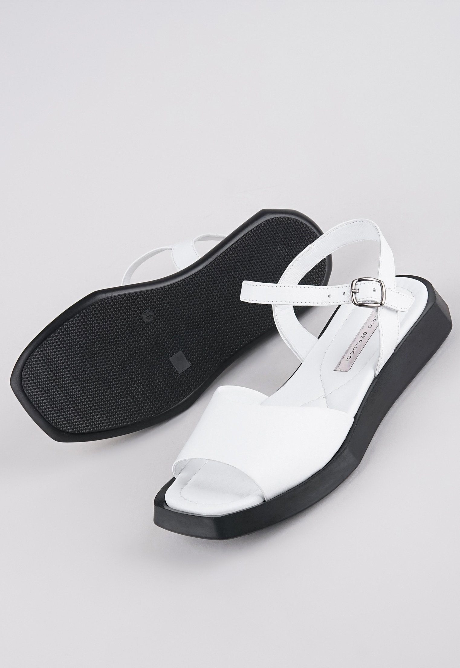 Сандалии Mario Berlucci Сандалии Mario Berlucci