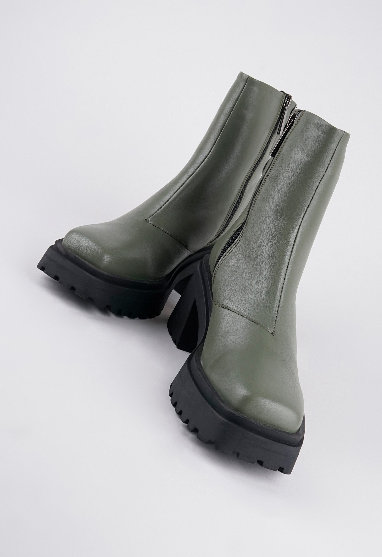 Ботильоны Mario Berlucci Ботильоны Mario Berlucci