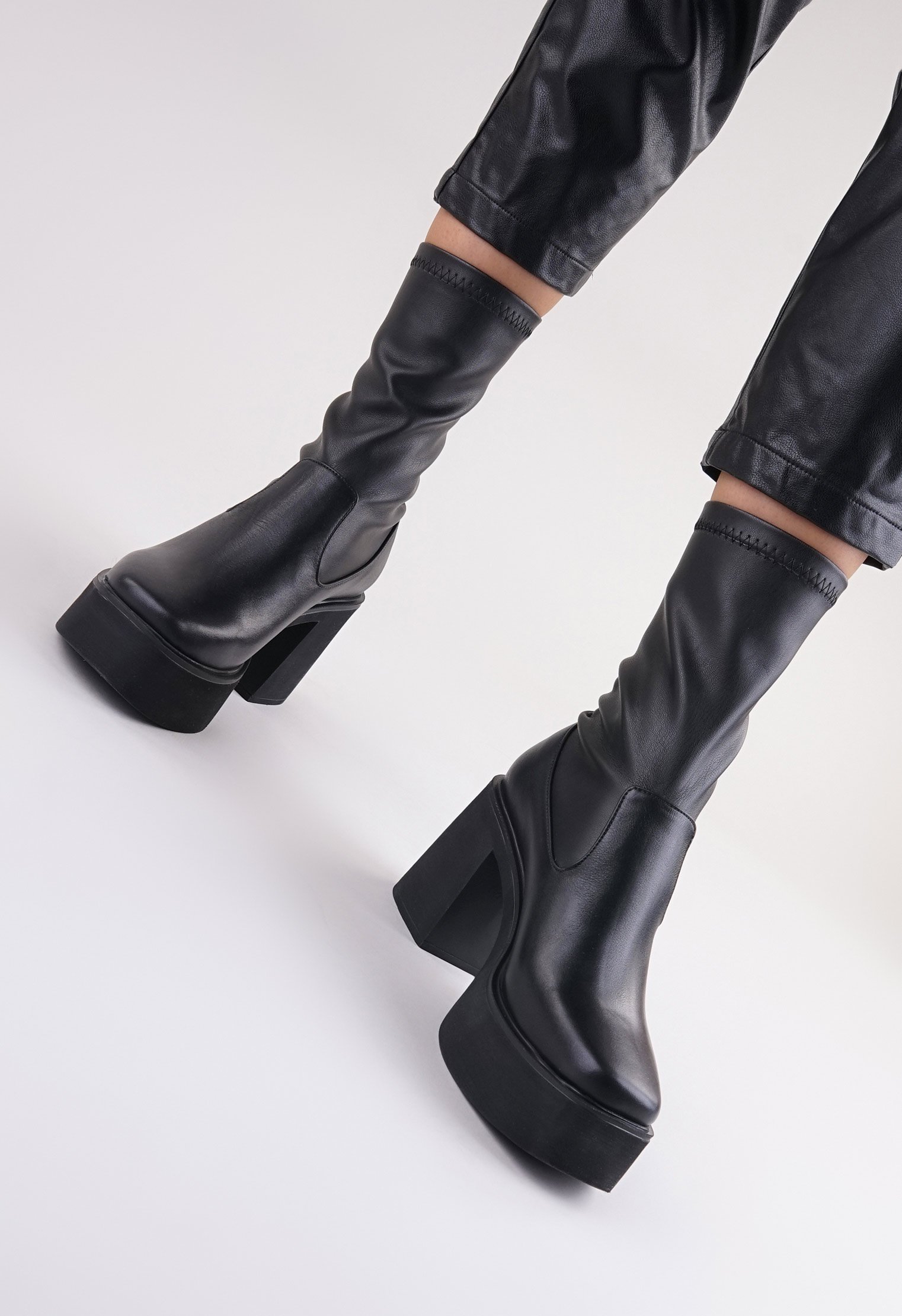 Ботильоны Mario Berlucci Ботильоны Mario Berlucci