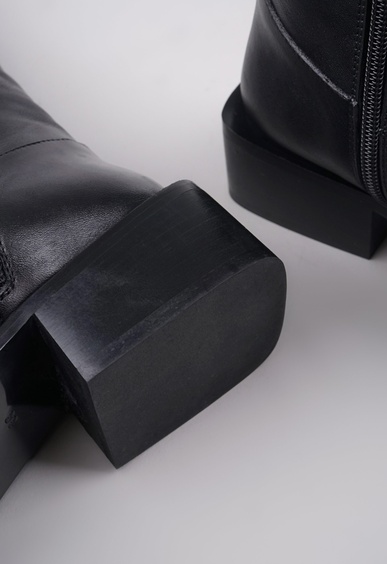 Сапоги на каблуке Mario Berluchi Сапоги на каблуке Mario Berluchi