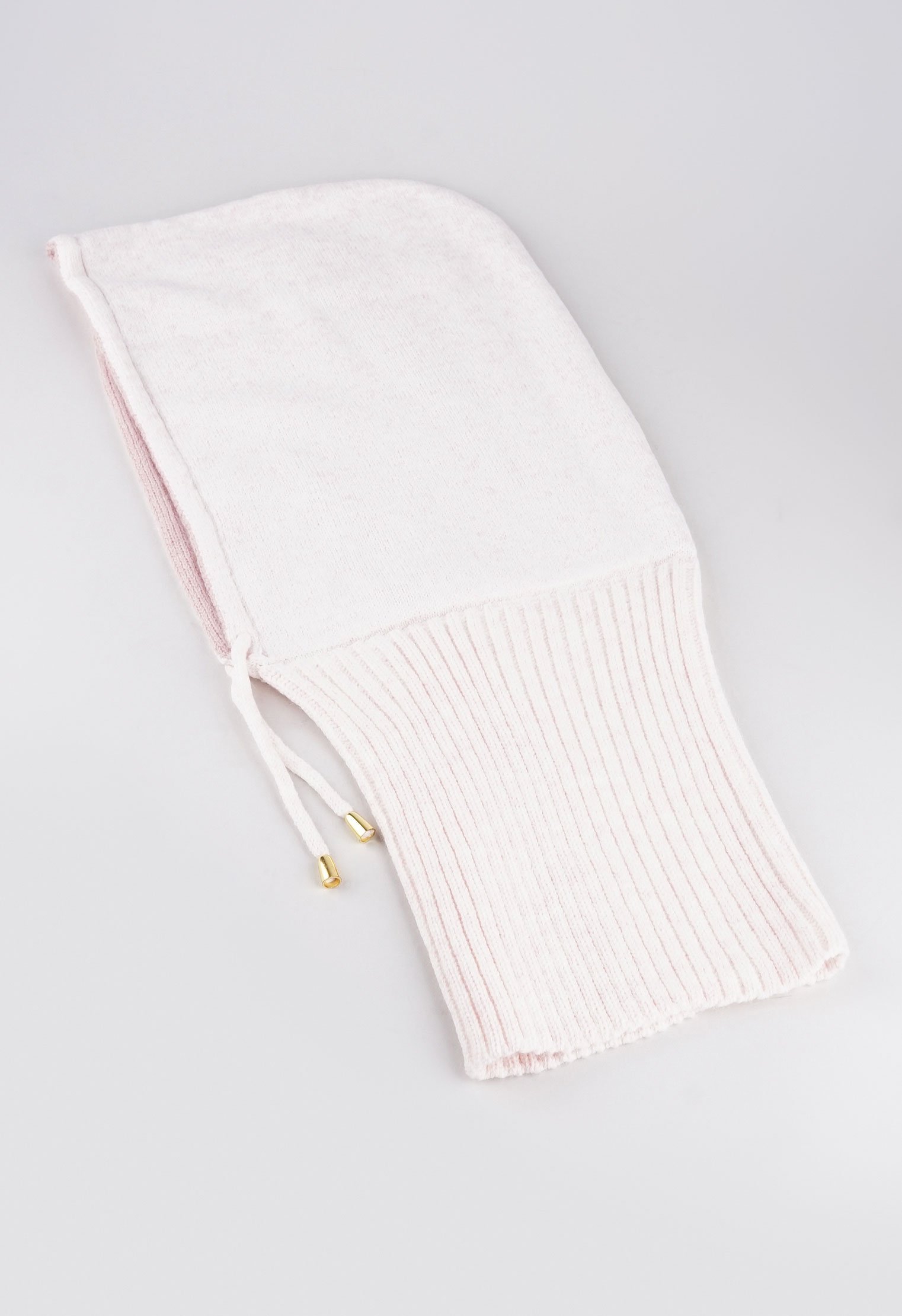 Головные уборы OZTA Головные уборы OZTA