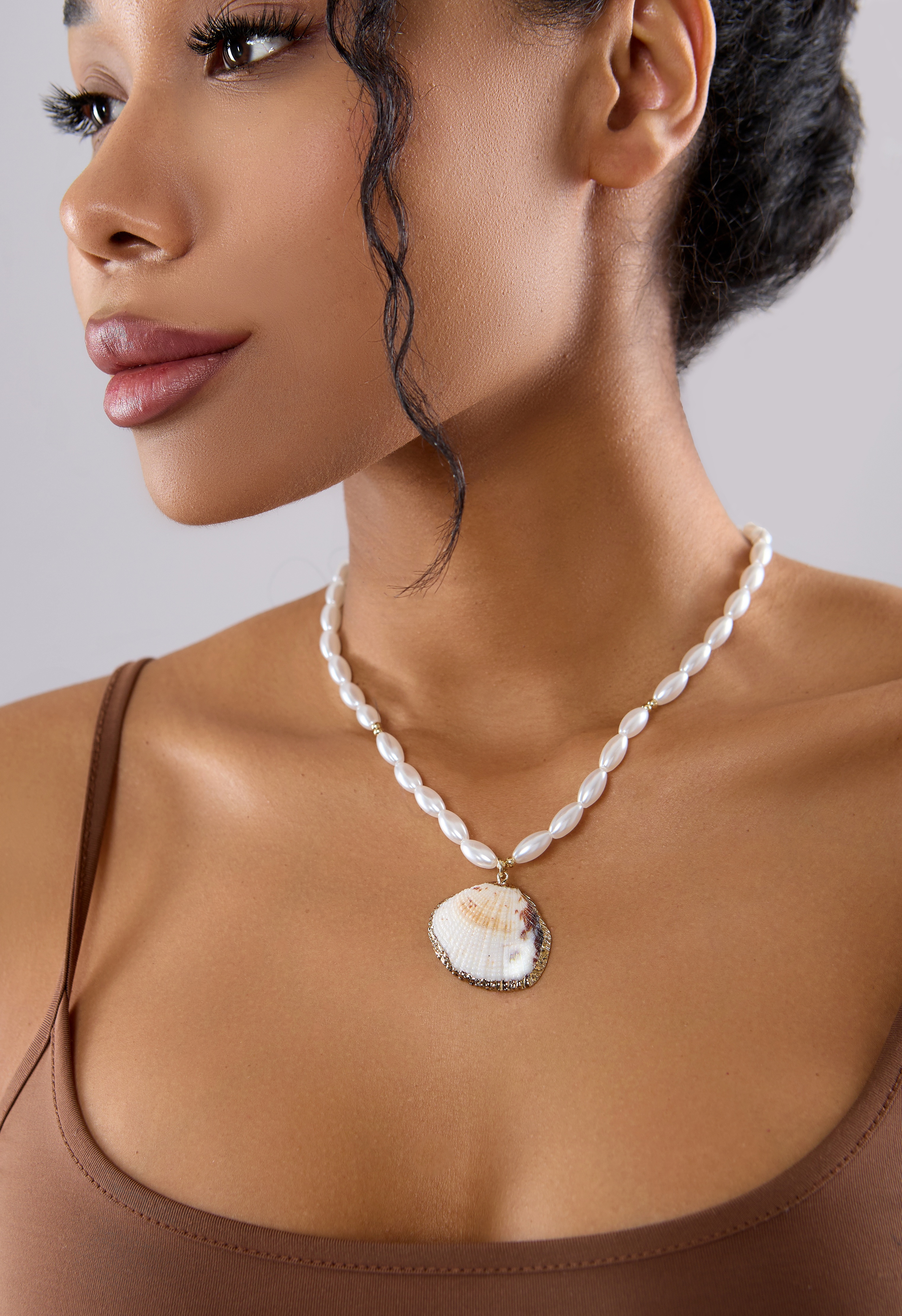 Ожерелья Ожерелья