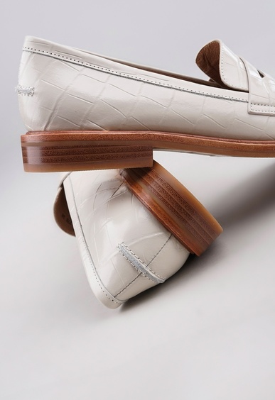 Туфли на низком каблуке Mario Berlucci Туфли на низком каблуке Mario Berlucci