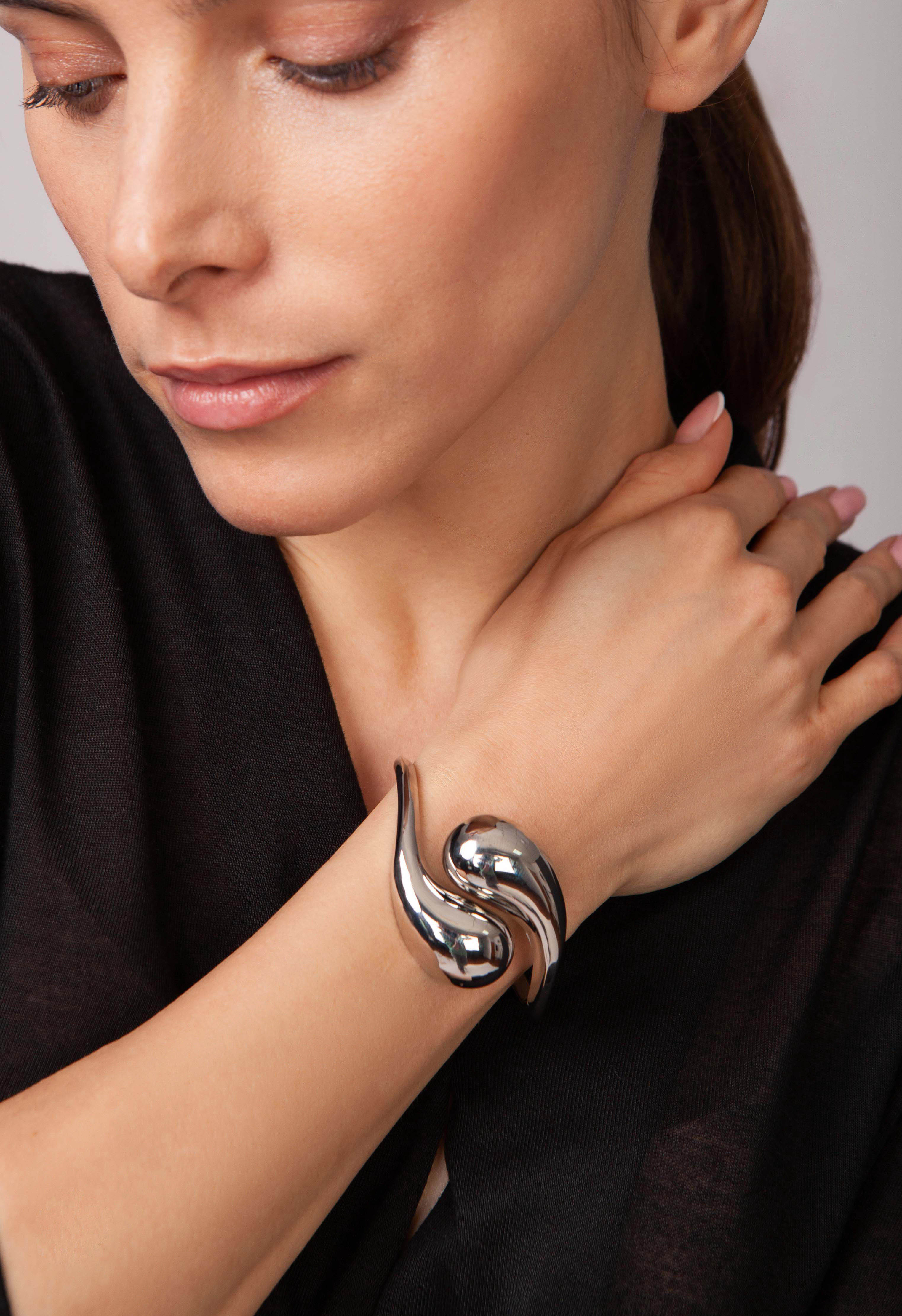 Браслеты Браслеты