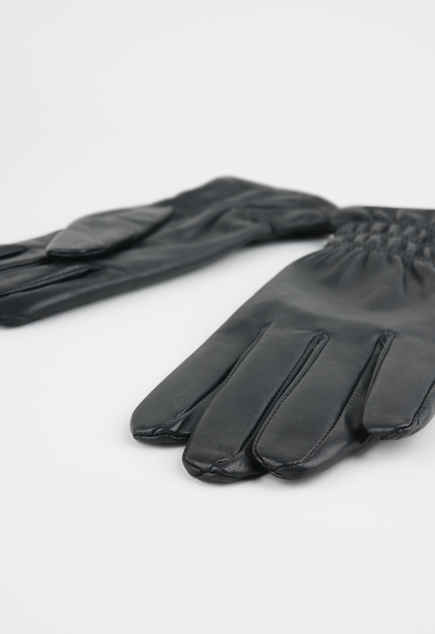 Перчатки Mario Berlucci Перчатки Mario Berlucci