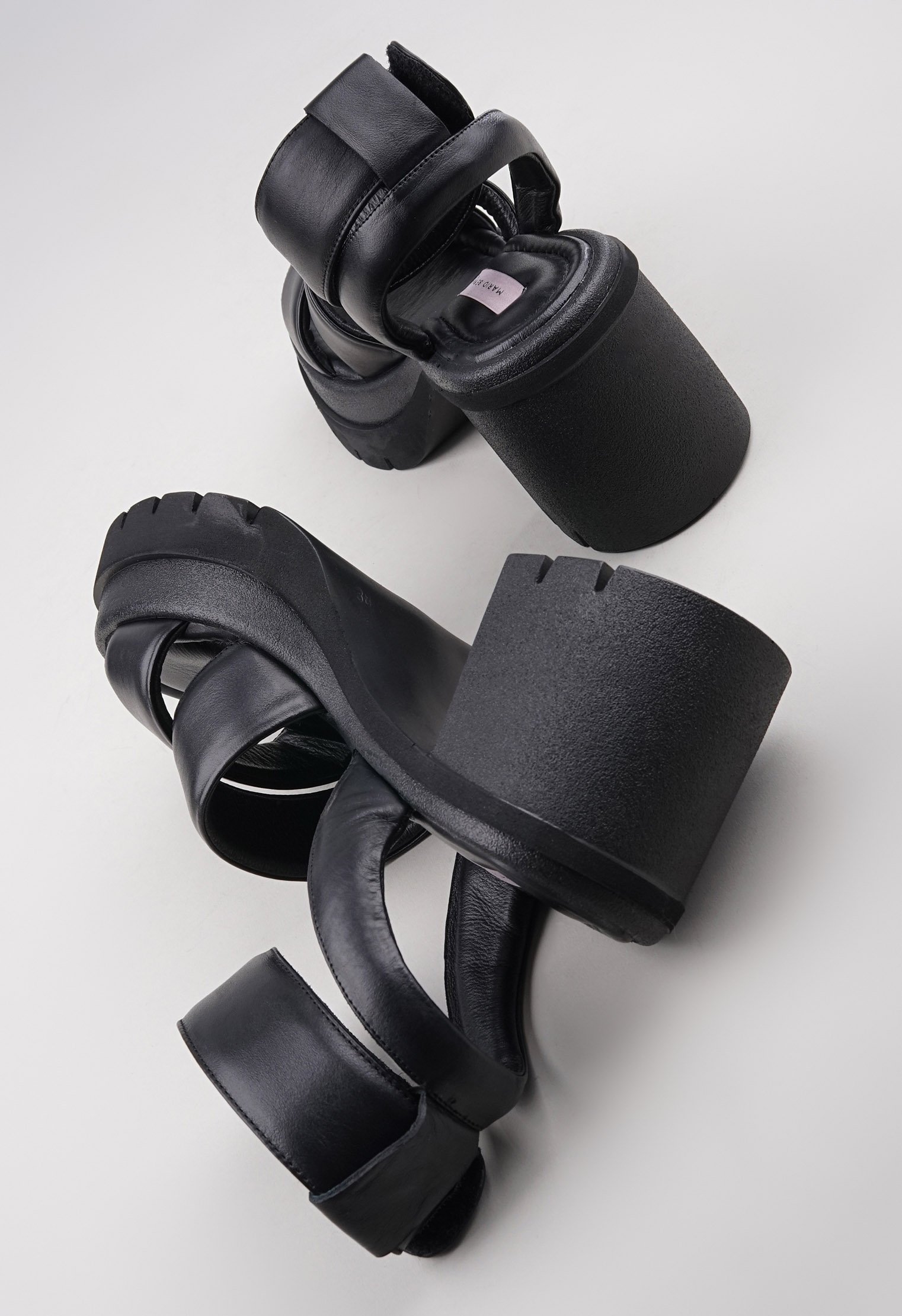 Босоножки на каблуке Mario Berluchi Босоножки на каблуке Mario Berluchi