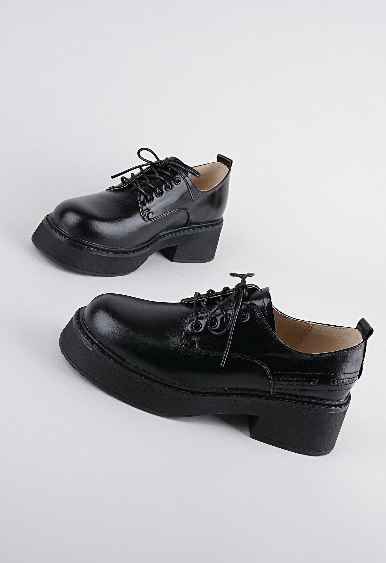 Туфли на низком каблуке Mario Berlucci Туфли на низком каблуке Mario Berlucci