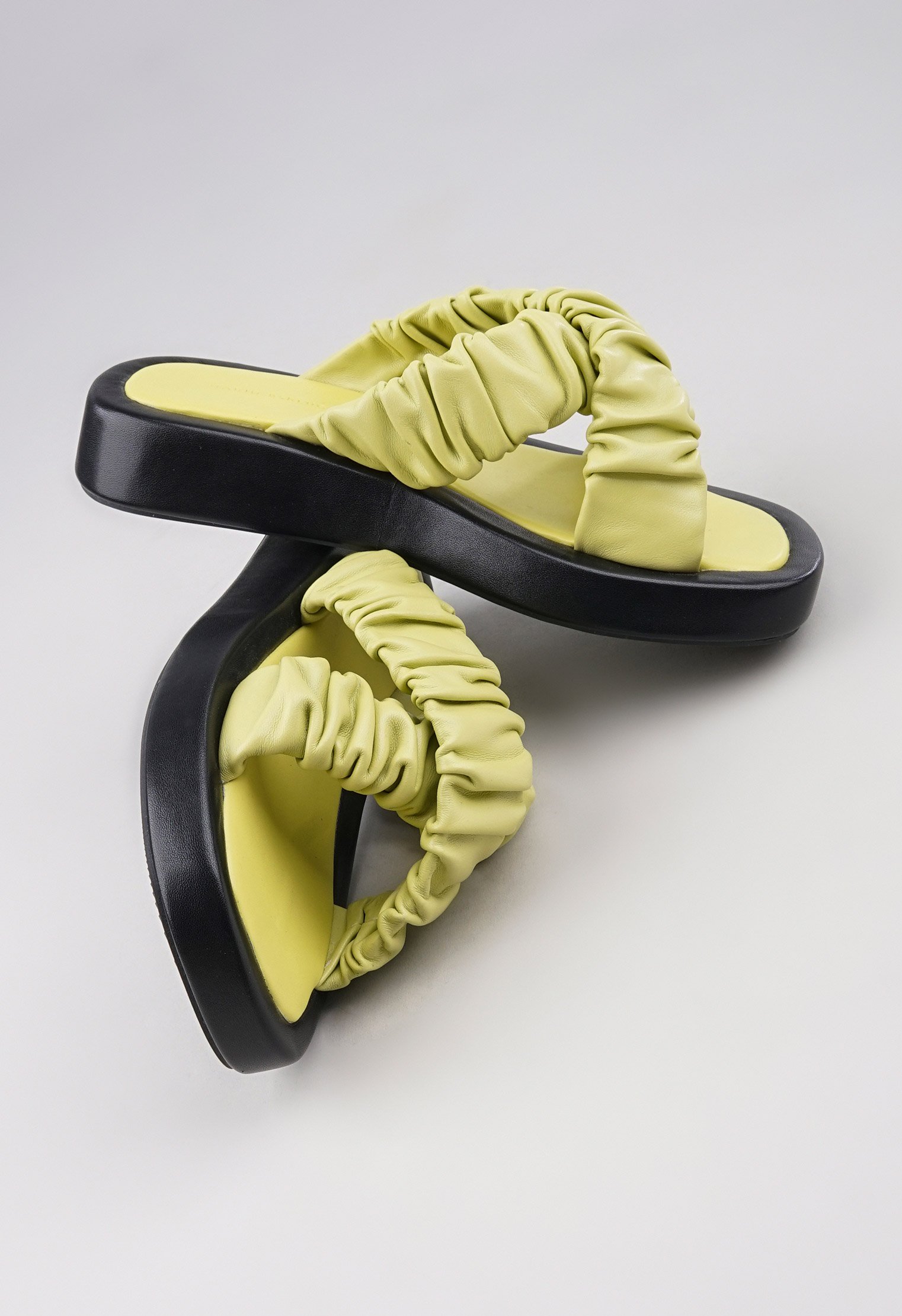 Пантолеты Mario Berlucci Пантолеты Mario Berlucci