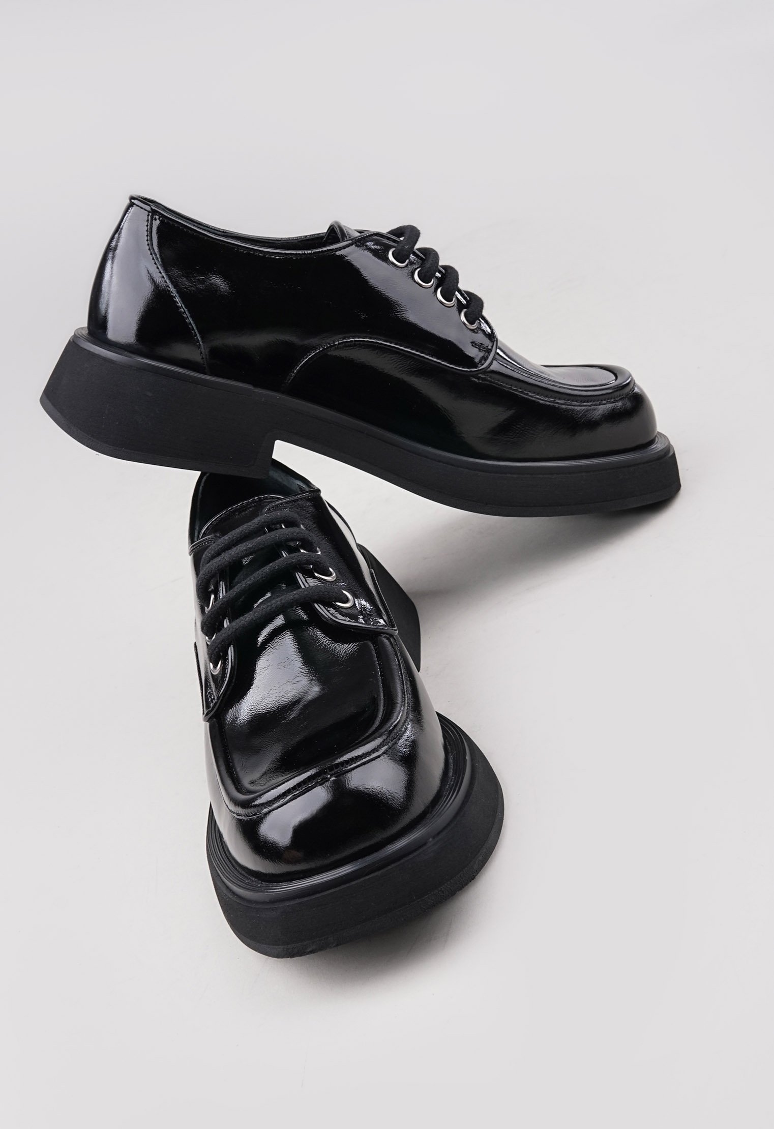 Туфли на низком каблуке Mario Berlucci Туфли на низком каблуке Mario Berlucci