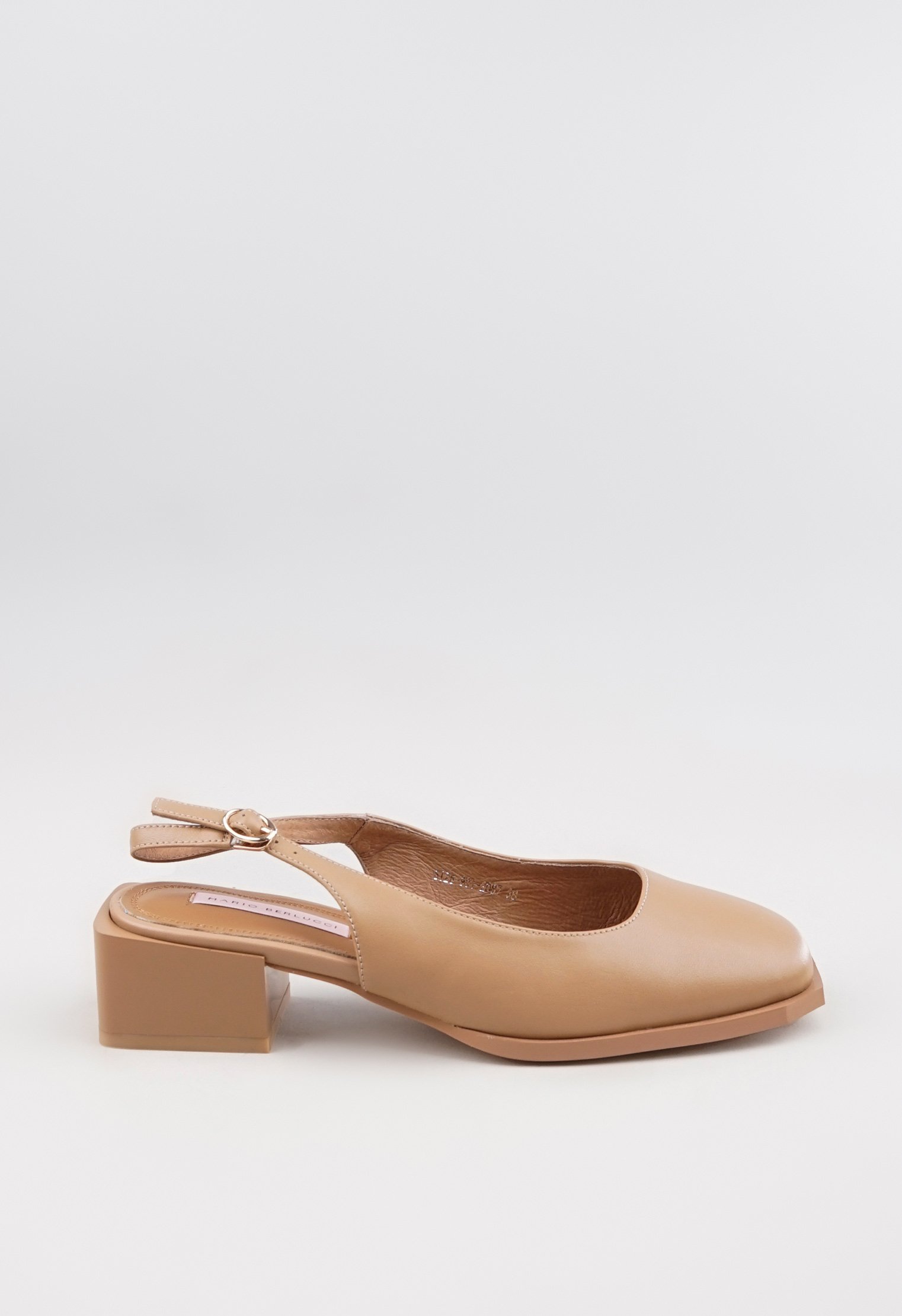 Туфли на низком каблуке Mario Berlucci Туфли на низком каблуке Mario Berlucci