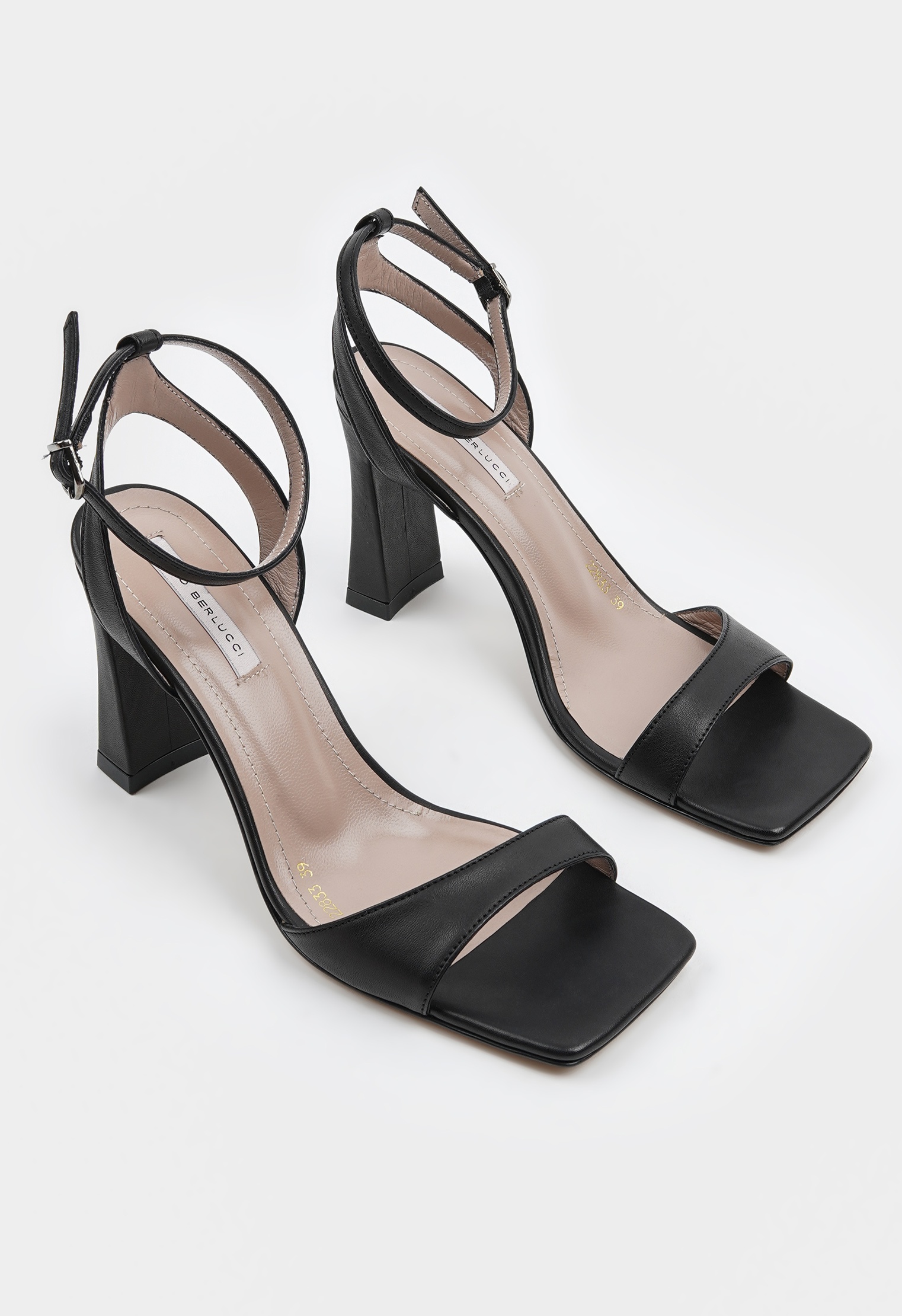 Босоножки на каблуке Mario Berlucci Босоножки на каблуке Mario Berlucci