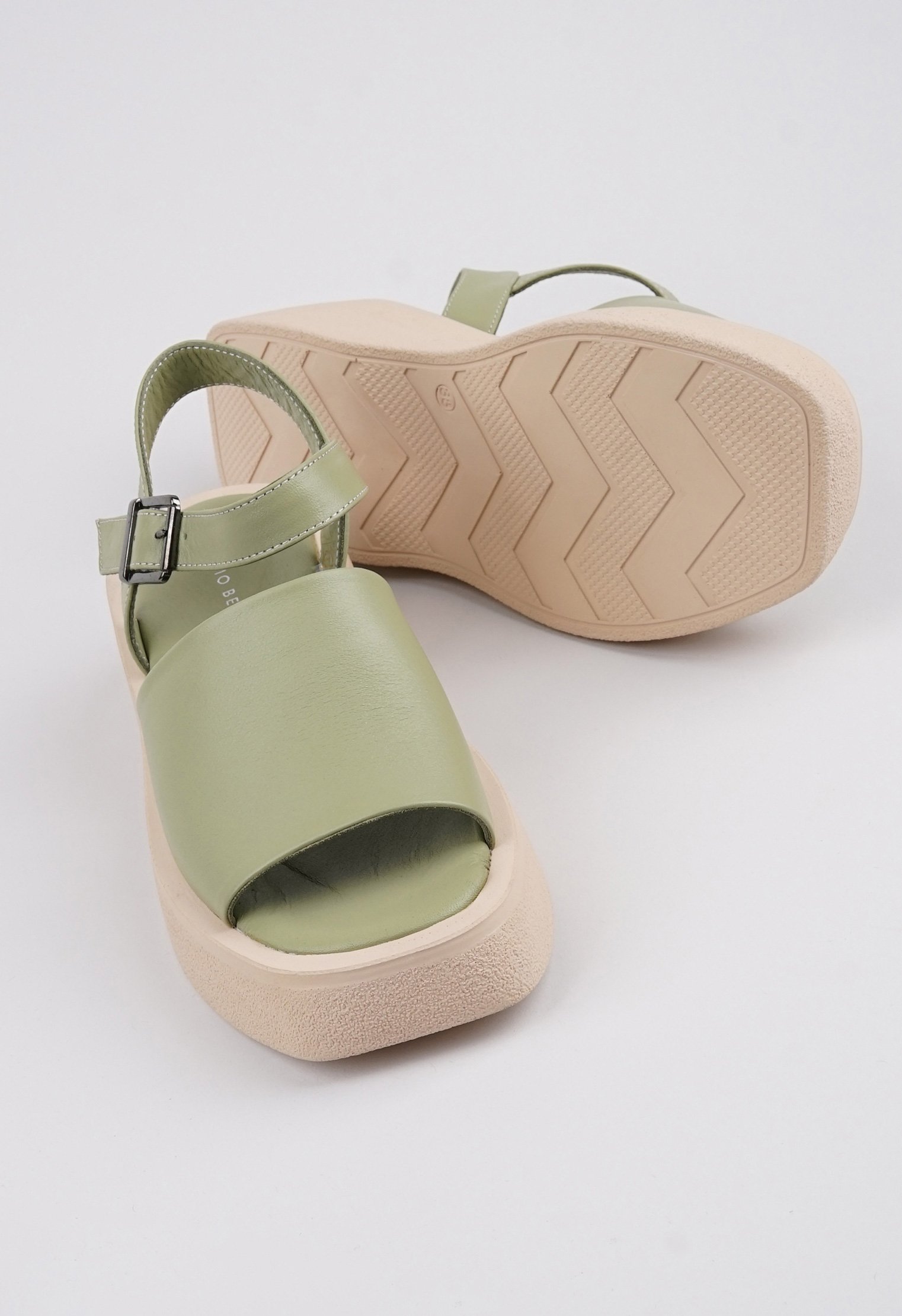 Босоножки Mario Berlucci Босоножки Mario Berlucci