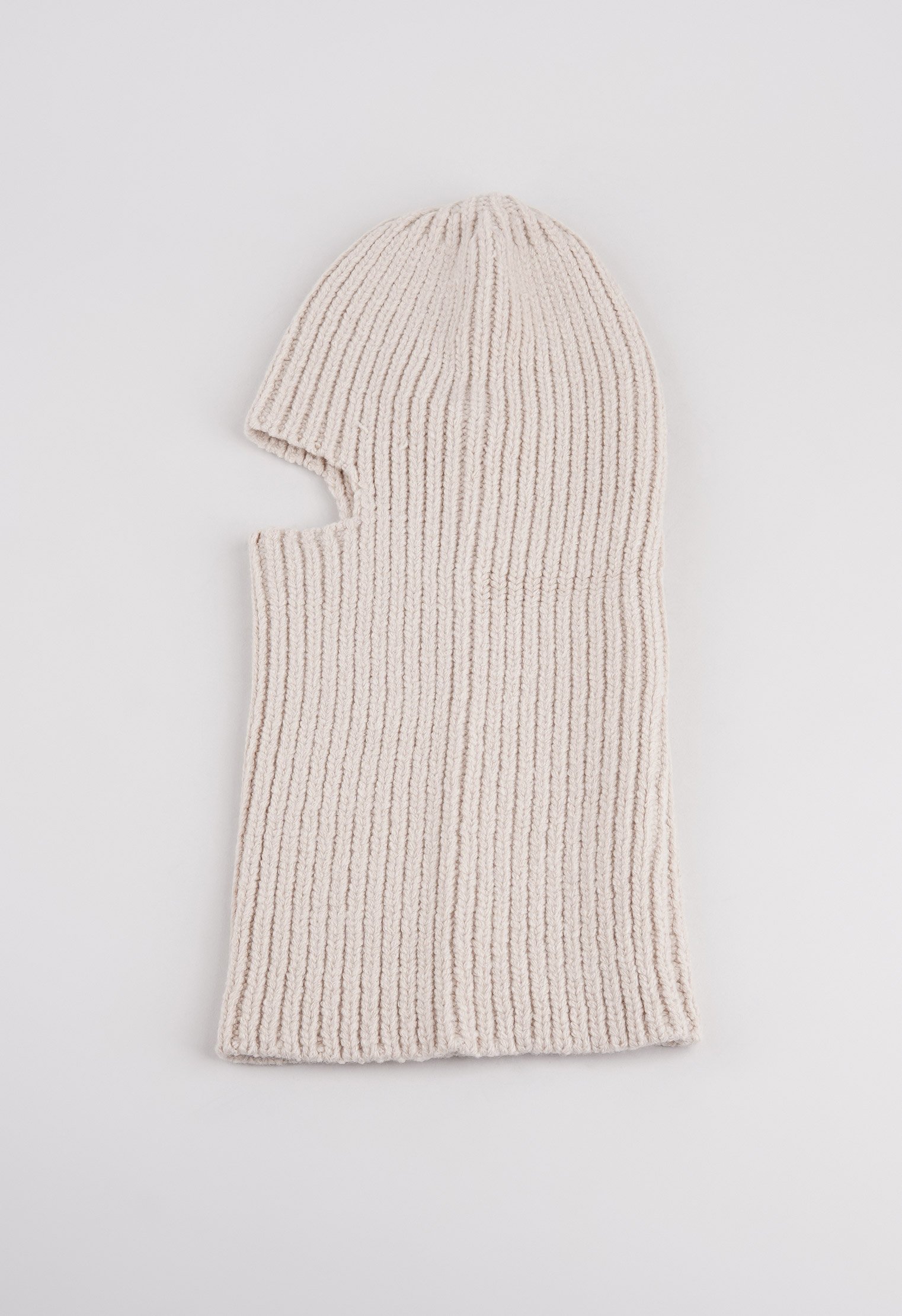 Головные уборы GENIOUS Головные уборы GENIOUS