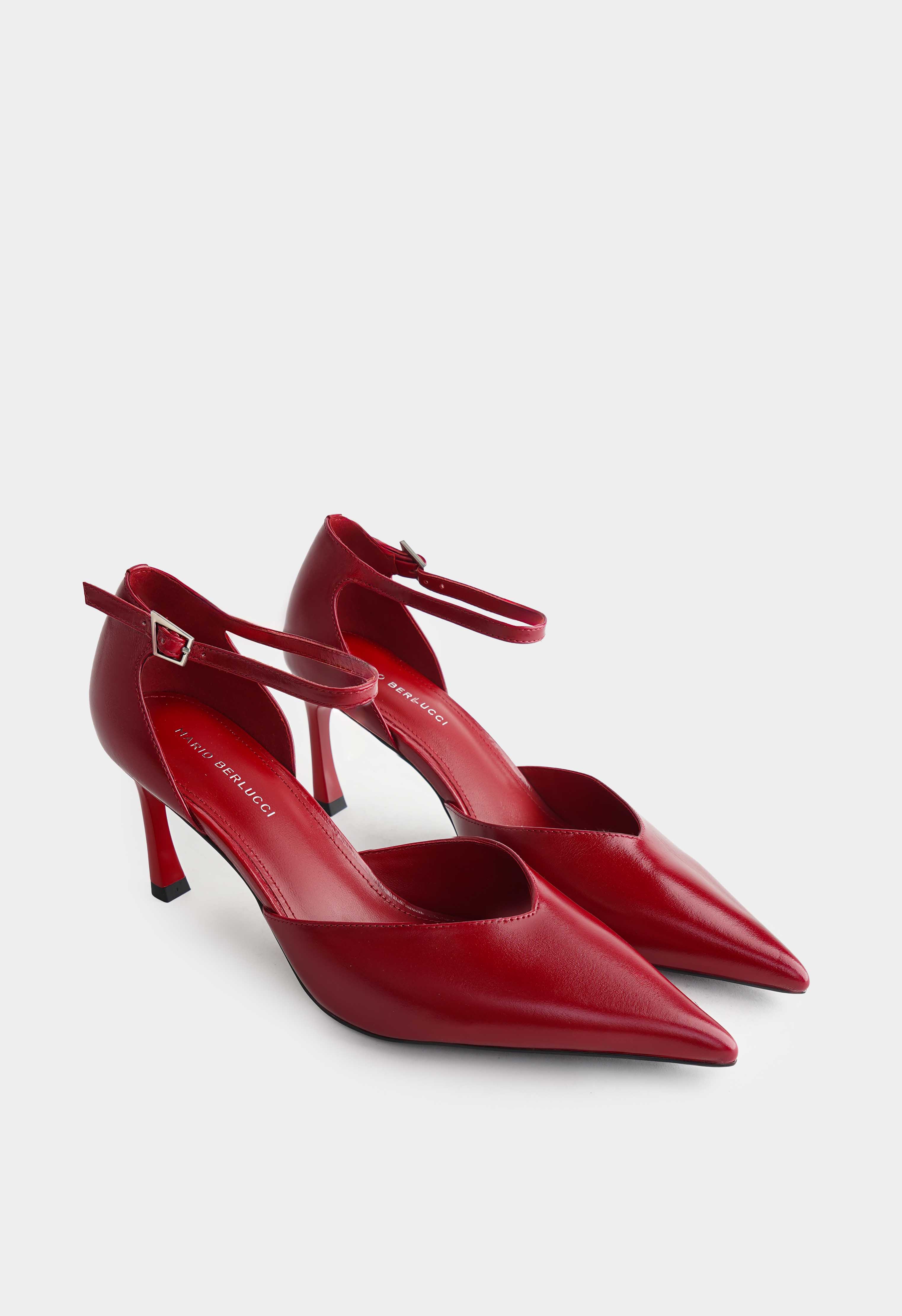 Mario Berlucci 1-J084