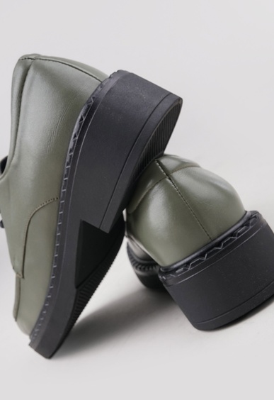 Туфли на низком каблуке Mario Berlucci Туфли на низком каблуке Mario Berlucci