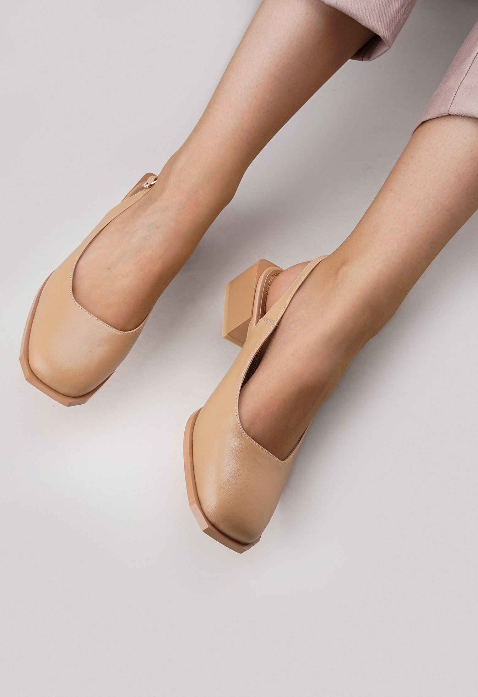 Туфли на низком каблуке Mario Berlucci Туфли на низком каблуке Mario Berlucci