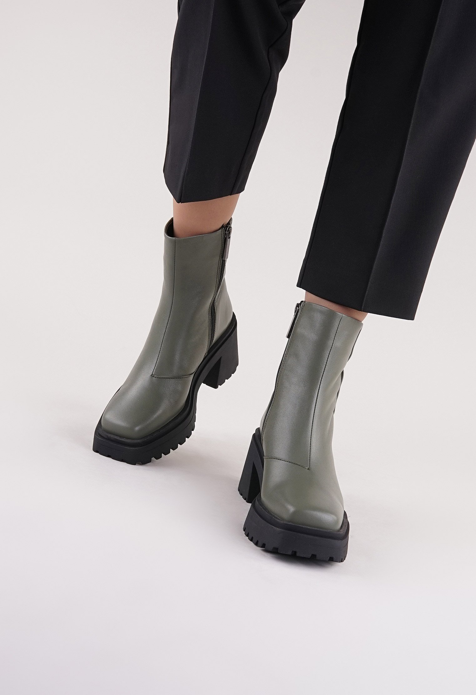 Ботильоны Mario Berlucci Ботильоны Mario Berlucci