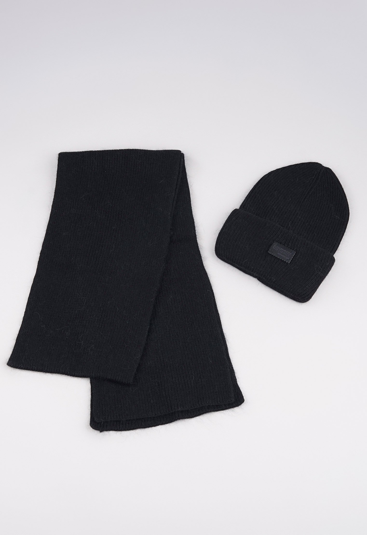 Головные уборы Головные уборы