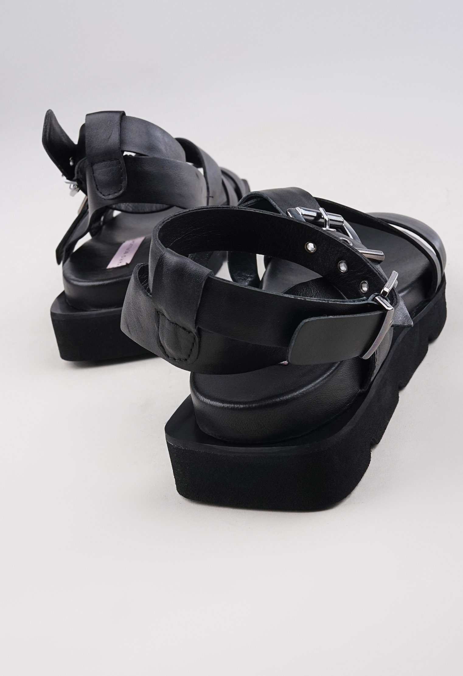 Сандалии Mario Berluchi Сандалии Mario Berluchi