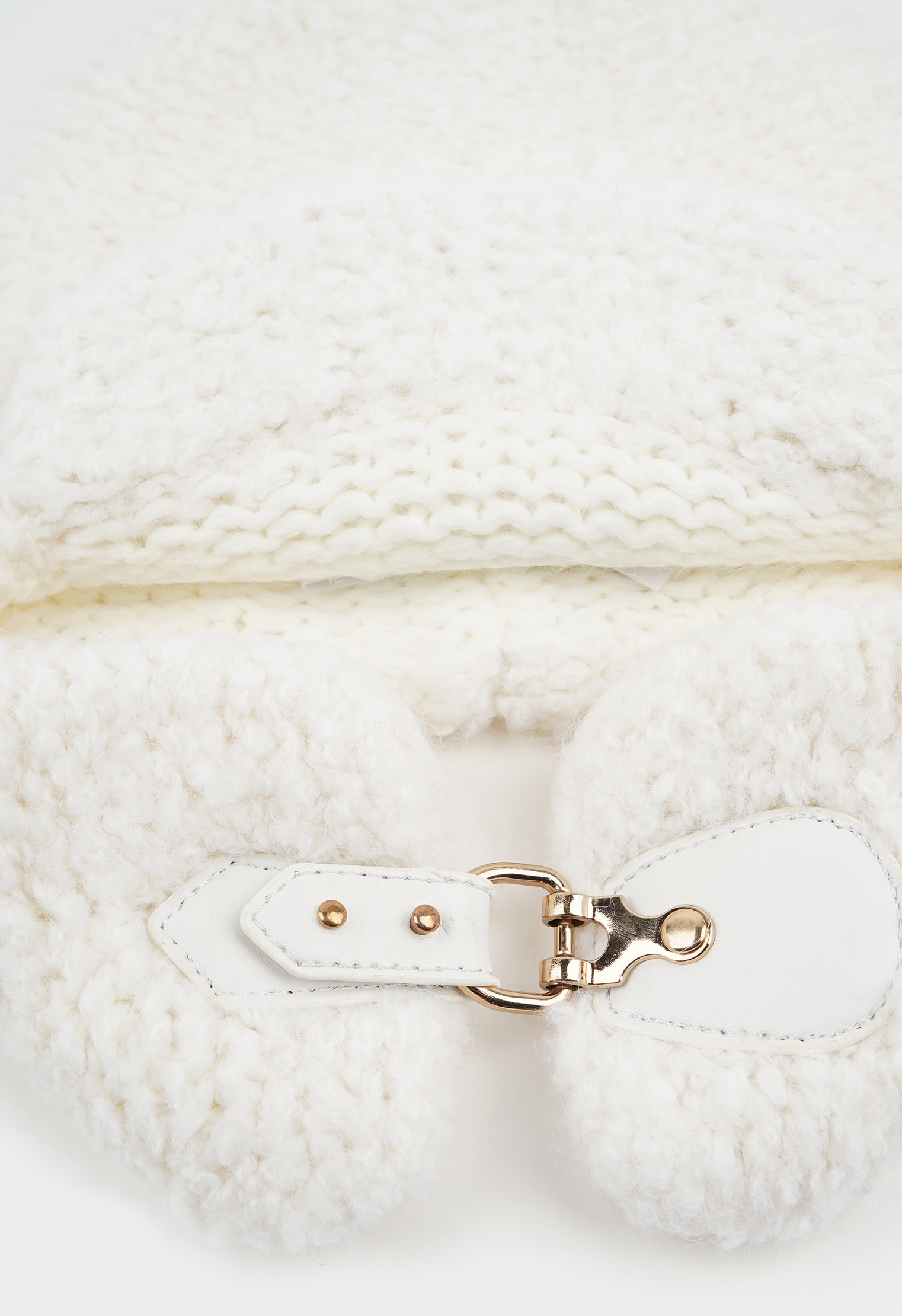 Шапки и капоры Mario Berlucci Шапки и капоры Mario Berlucci