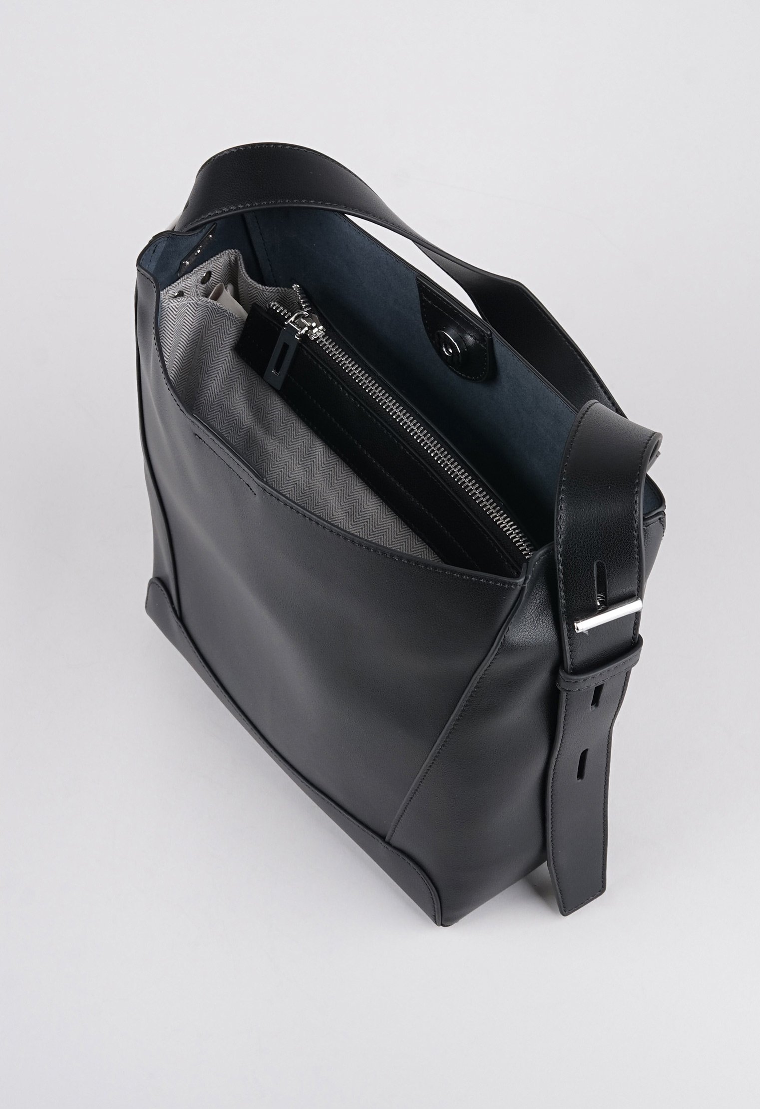 Сумки с ручками Mario Berlucci Сумки с ручками Mario Berlucci