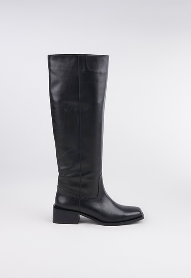 Сапоги на каблуке Mario Berluchi Сапоги на каблуке Mario Berluchi