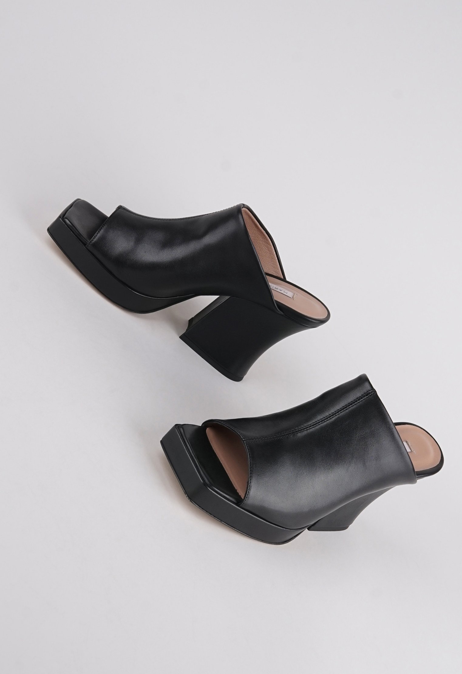 Сабо Mario Berlucci Сабо Mario Berlucci