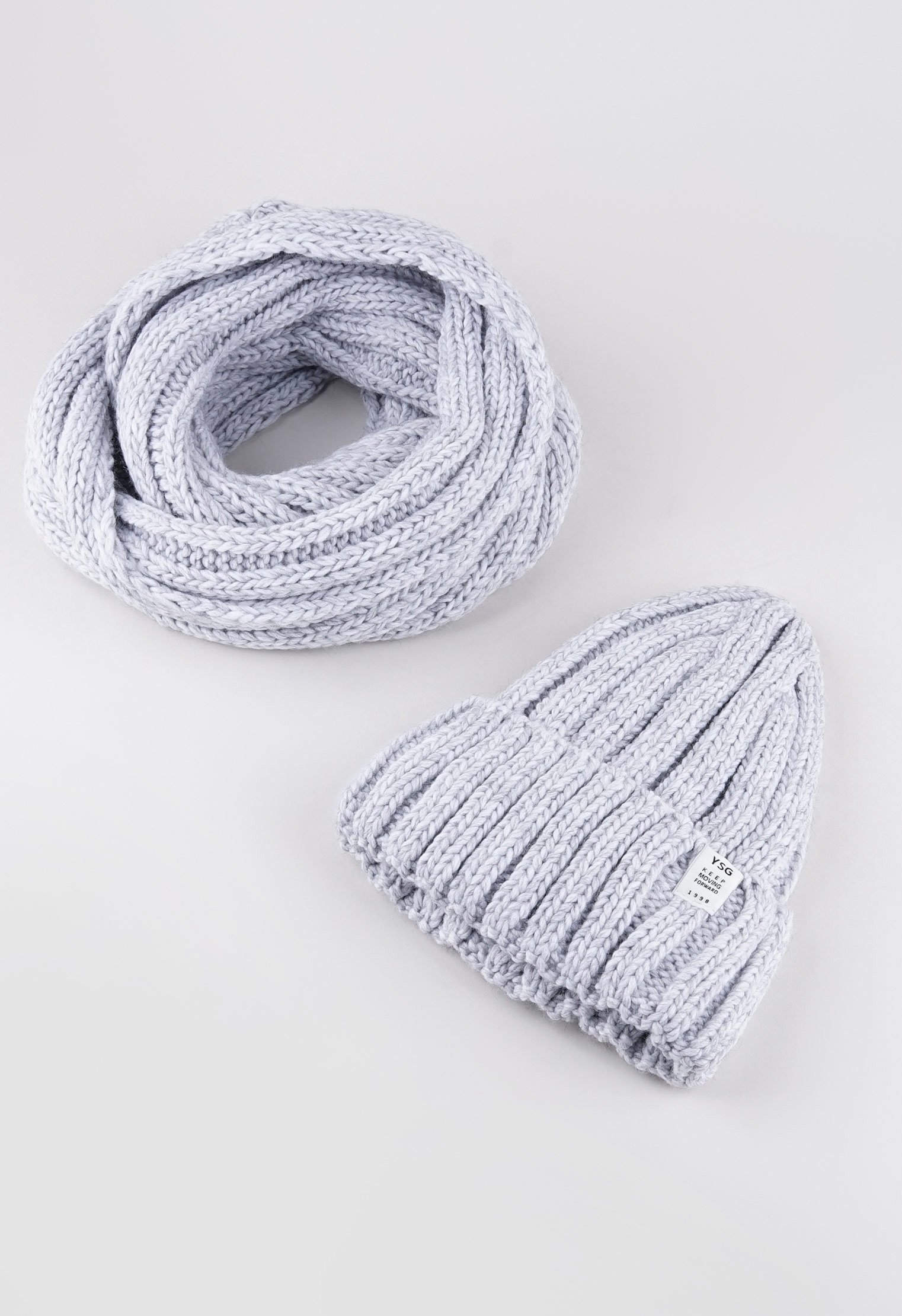 Головные уборы YSG Головные уборы YSG