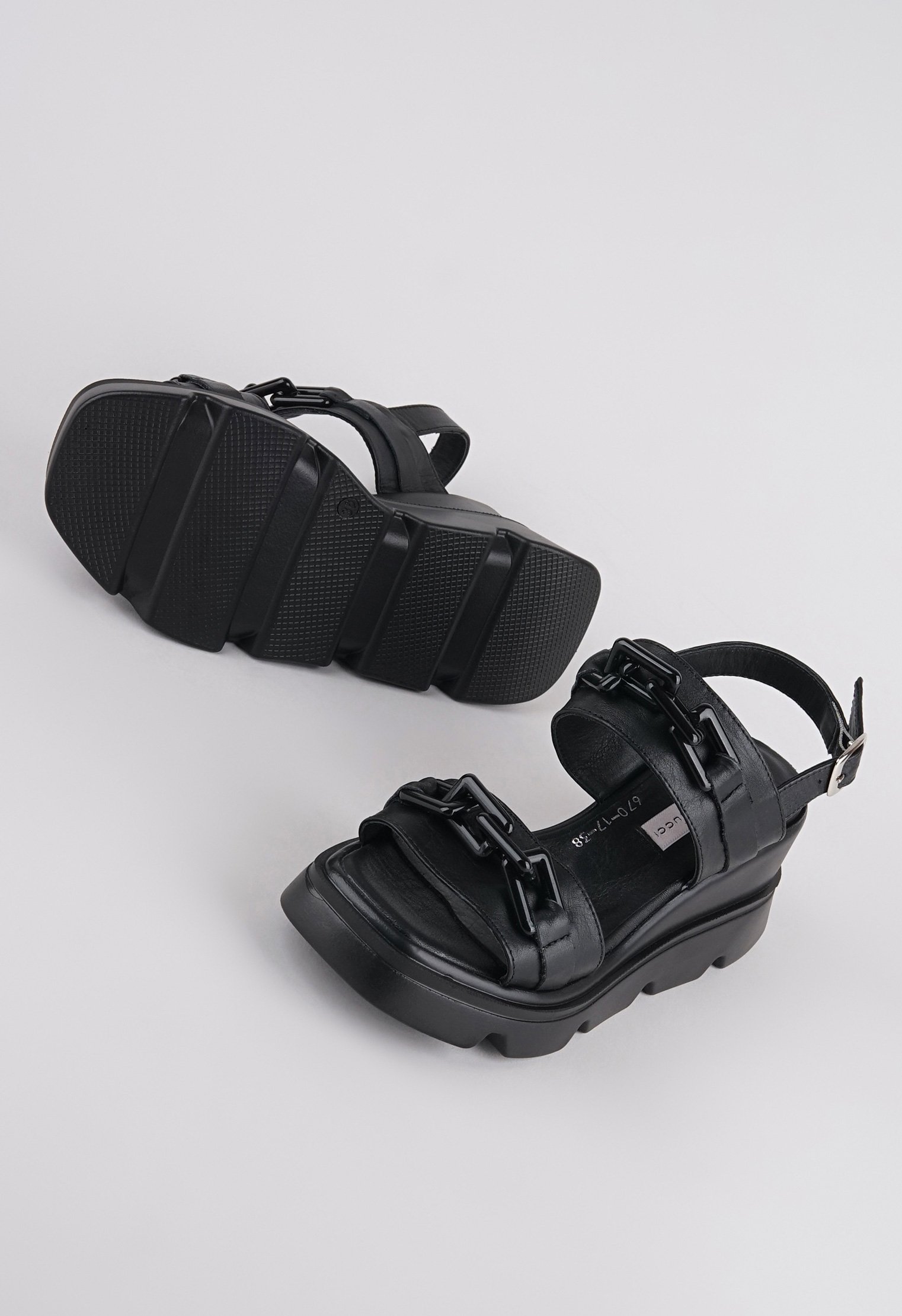 Босоножки Mario Berlucci Босоножки Mario Berlucci