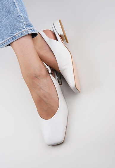 Туфли на низком каблуке Mario Berlucci Туфли на низком каблуке Mario Berlucci