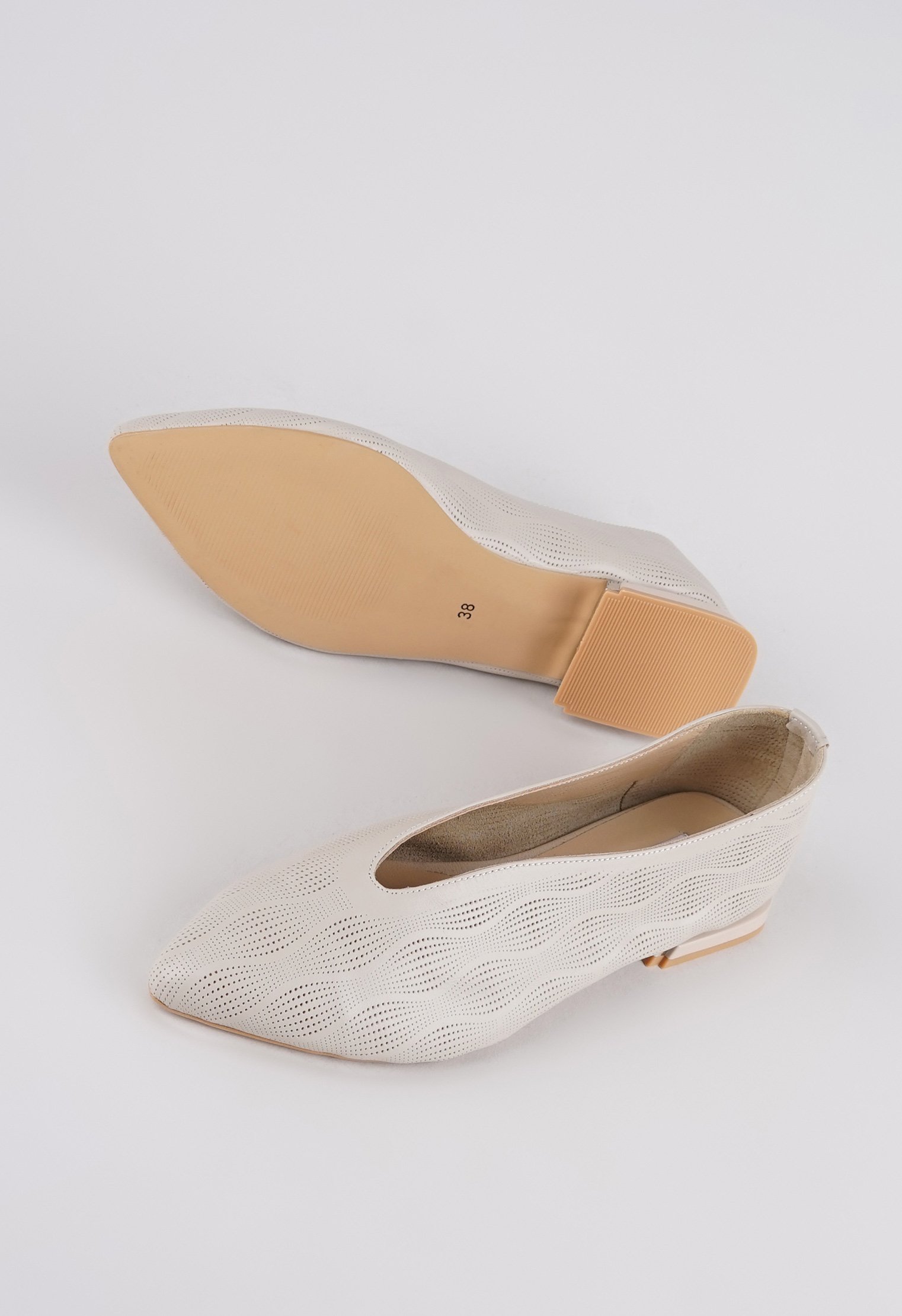 Туфли на низком каблуке Mario Berlucci Туфли на низком каблуке Mario Berlucci