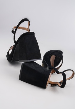 Босоножки на каблуке Mario Berlucci Босоножки на каблуке Mario Berlucci