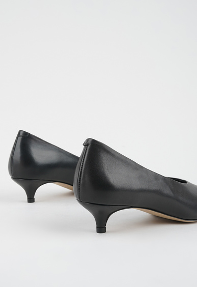 Туфли на низком каблуке Mario Berluchi Туфли на низком каблуке Mario Berluchi