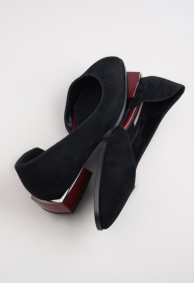 Туфли на низком каблуке Mario Berlucci Туфли на низком каблуке Mario Berlucci