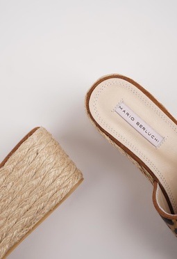 Mario Berluchi  Mario Berluchi