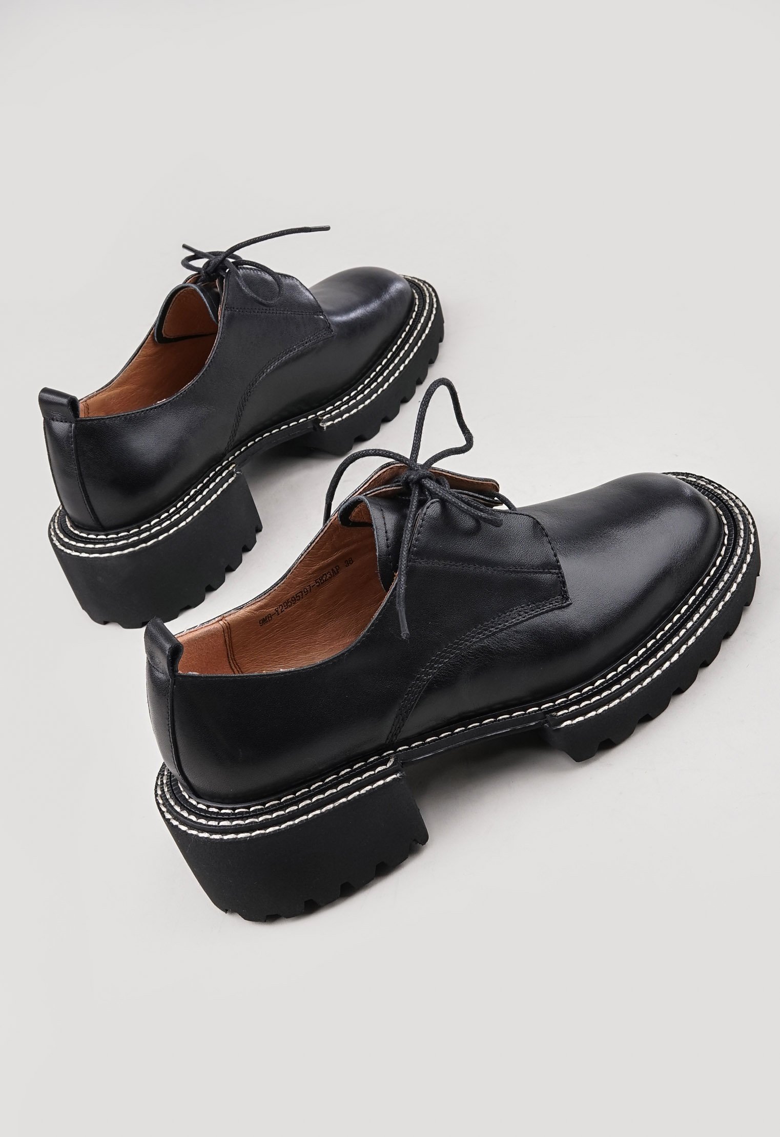 Туфли на низком каблуке Mario Berlucci Туфли на низком каблуке Mario Berlucci