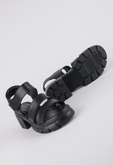 Босоножки на каблуке Mario Berlucci Босоножки на каблуке Mario Berlucci